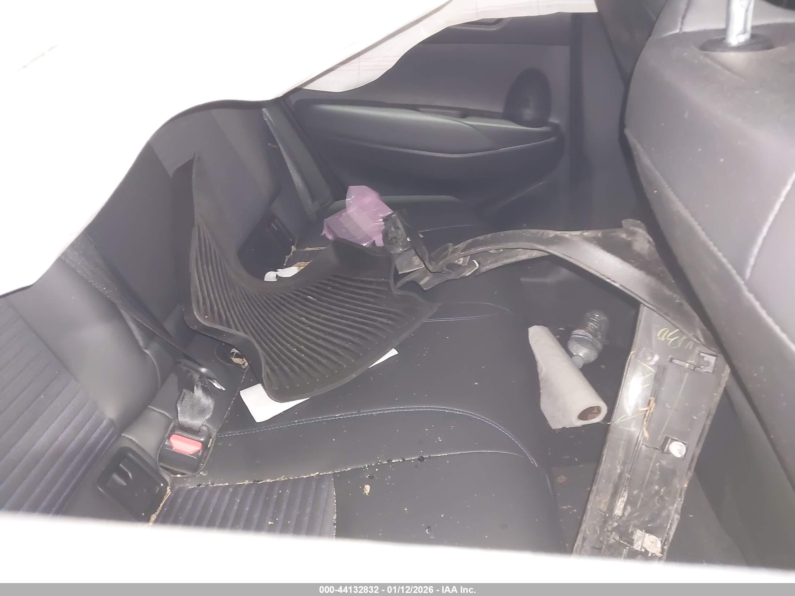 TOYOTA COROLLA image 8