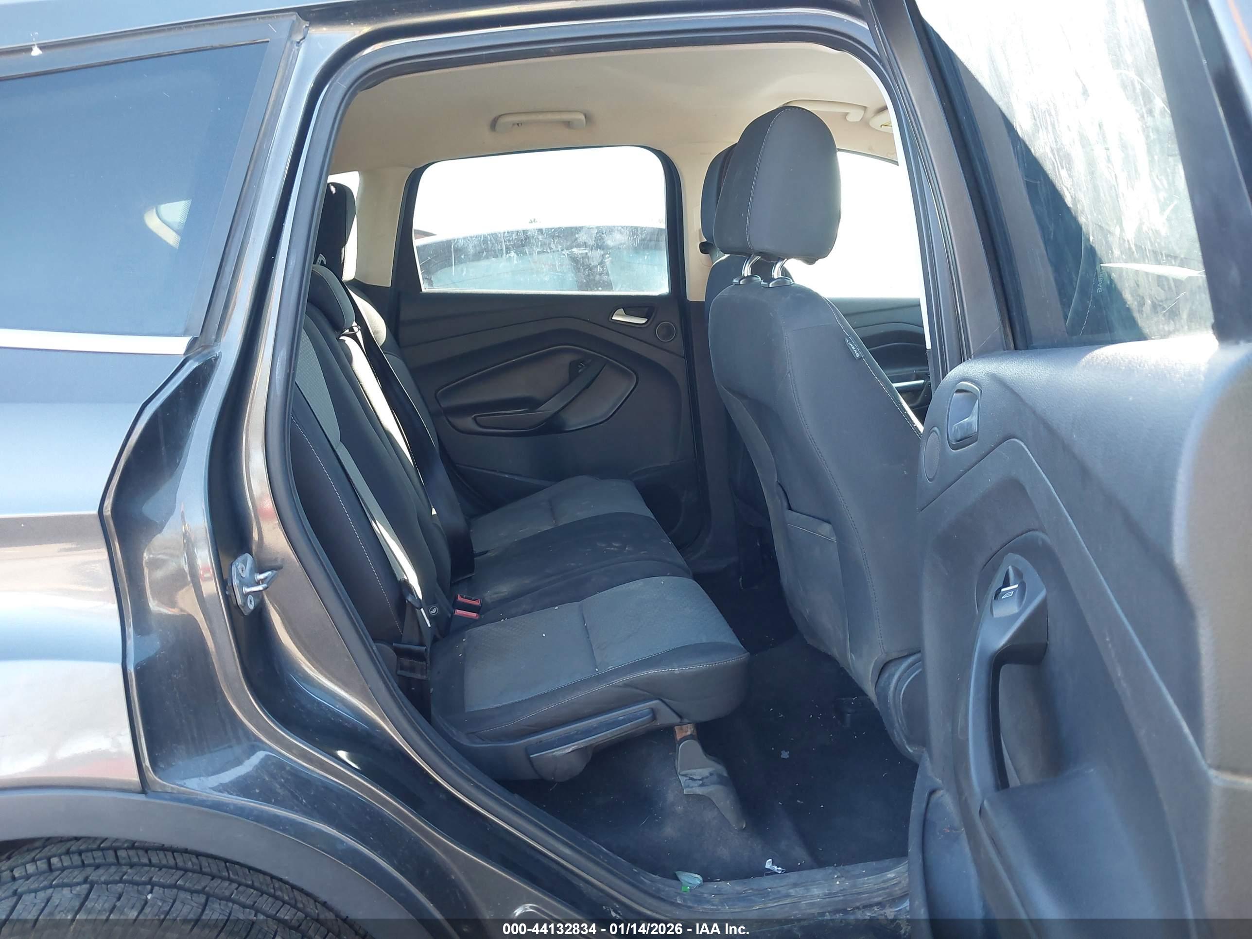 FORD ESCAPE image 8