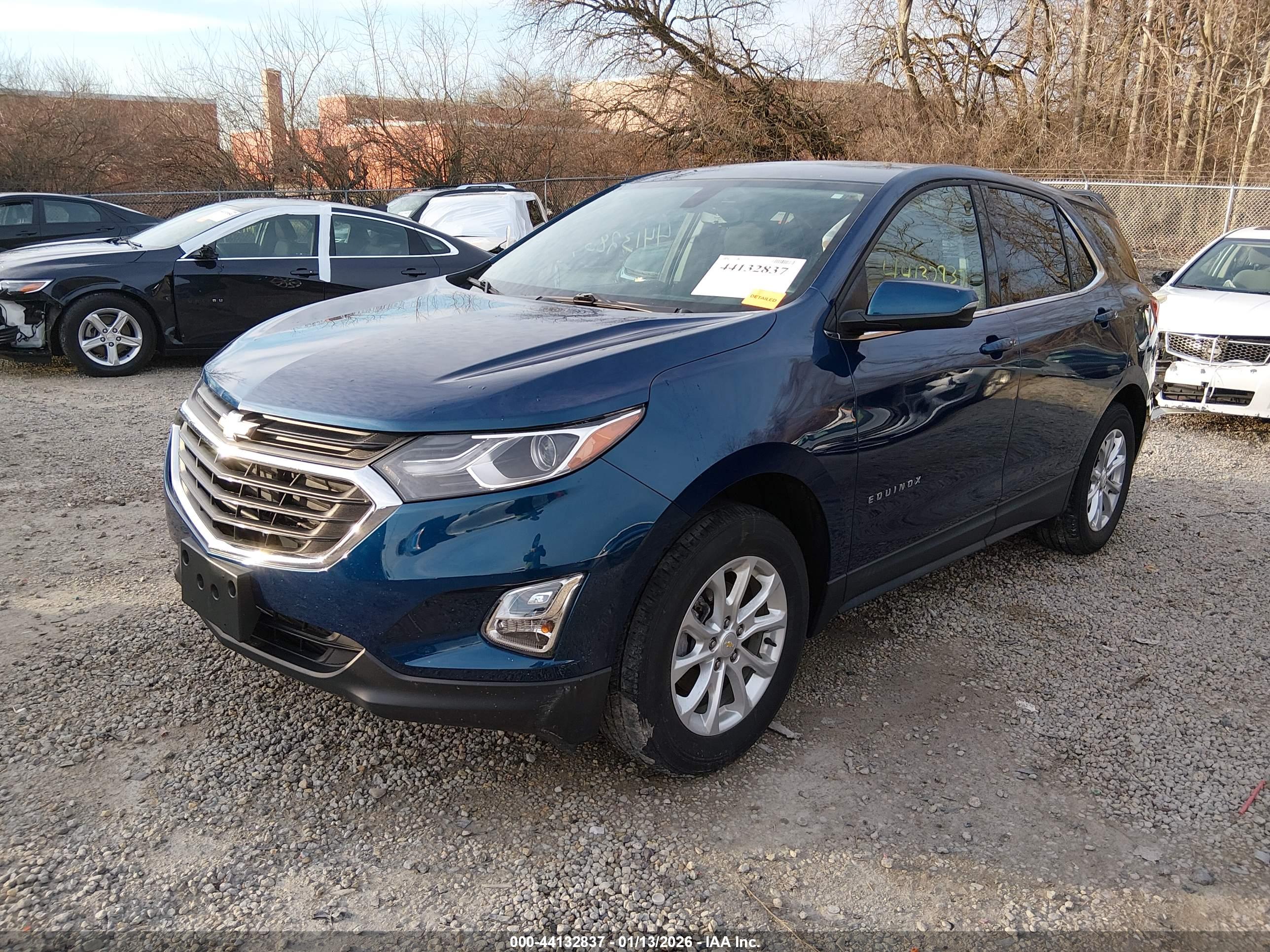 CHEVROLET EQUINOX image 2