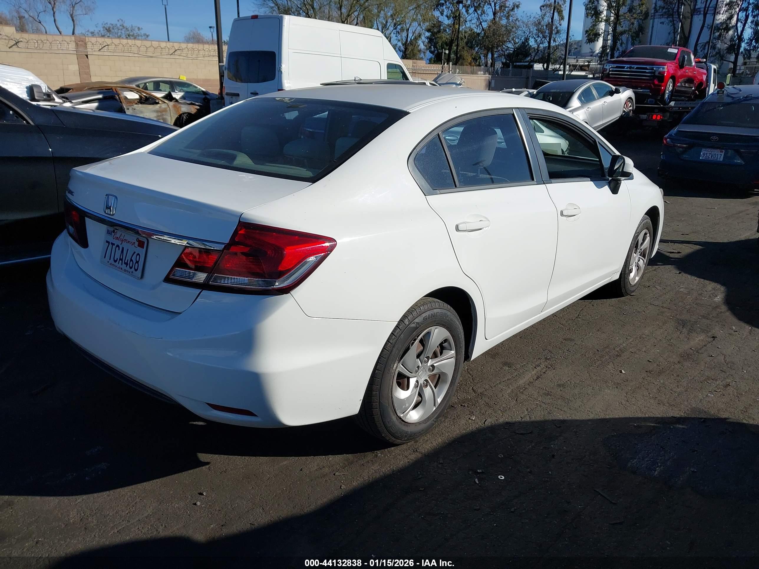 HONDA CIVIC image 4
