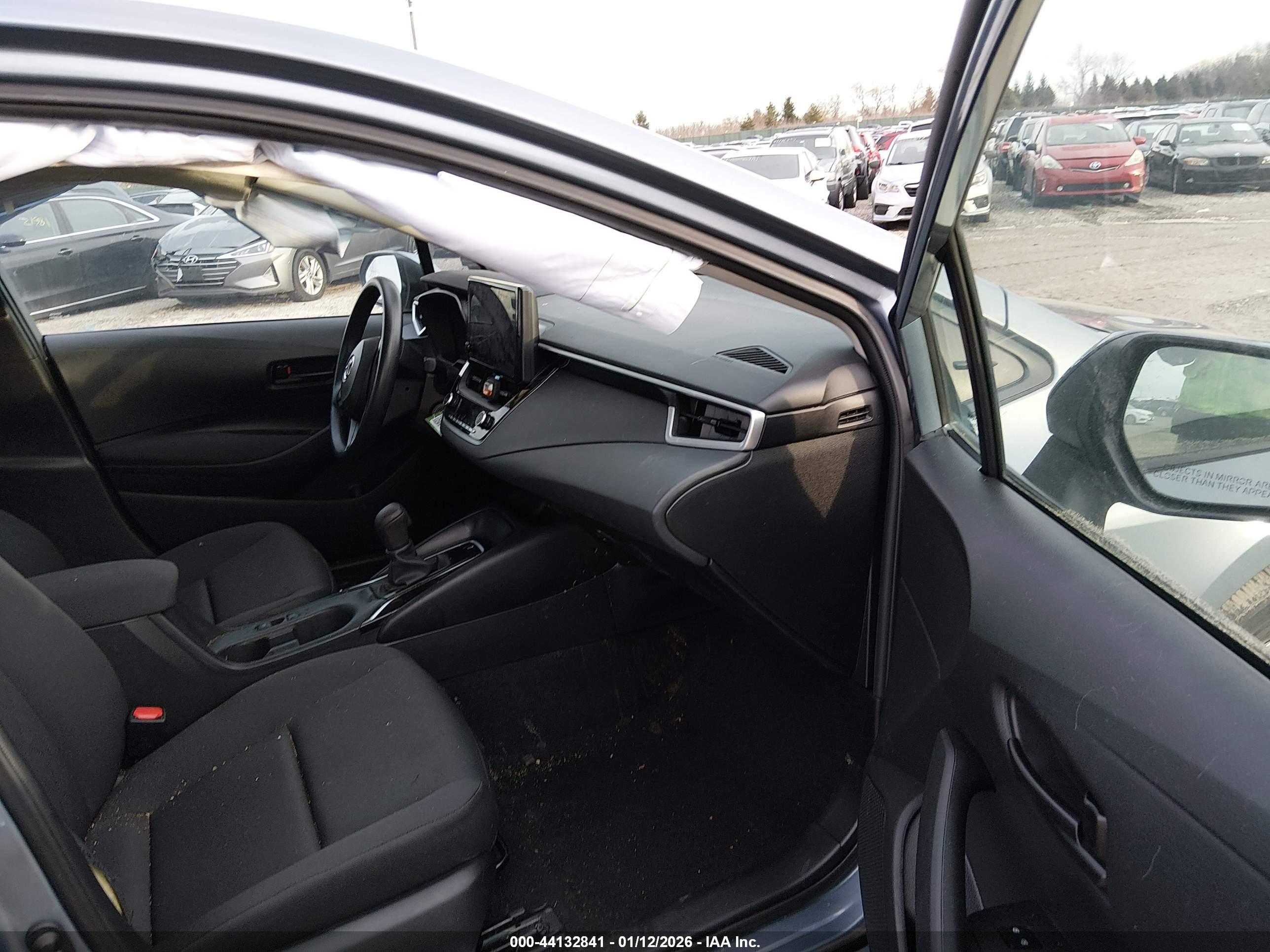 TOYOTA COROLLA image 5