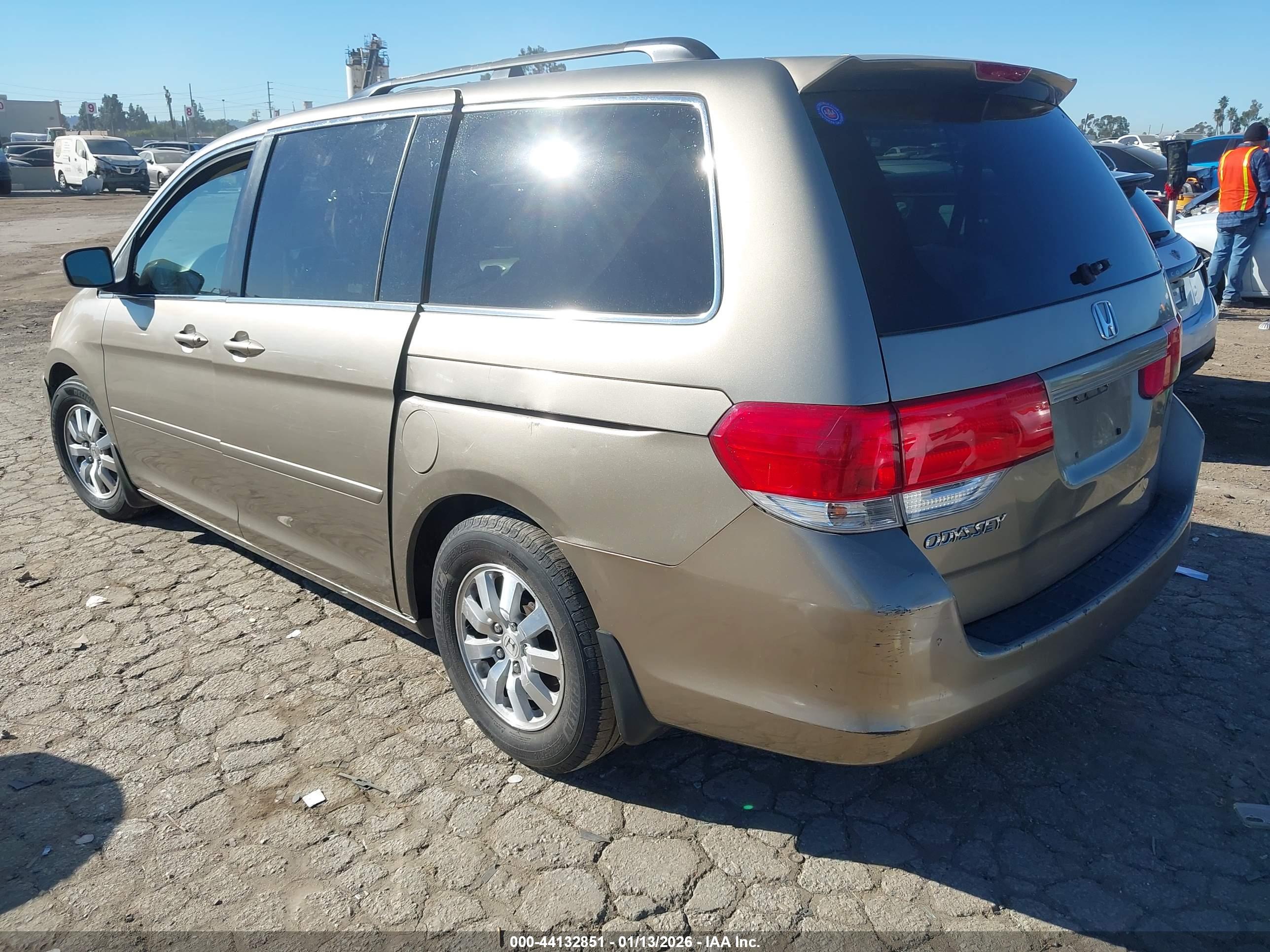 HONDA ODYSSEY image 3