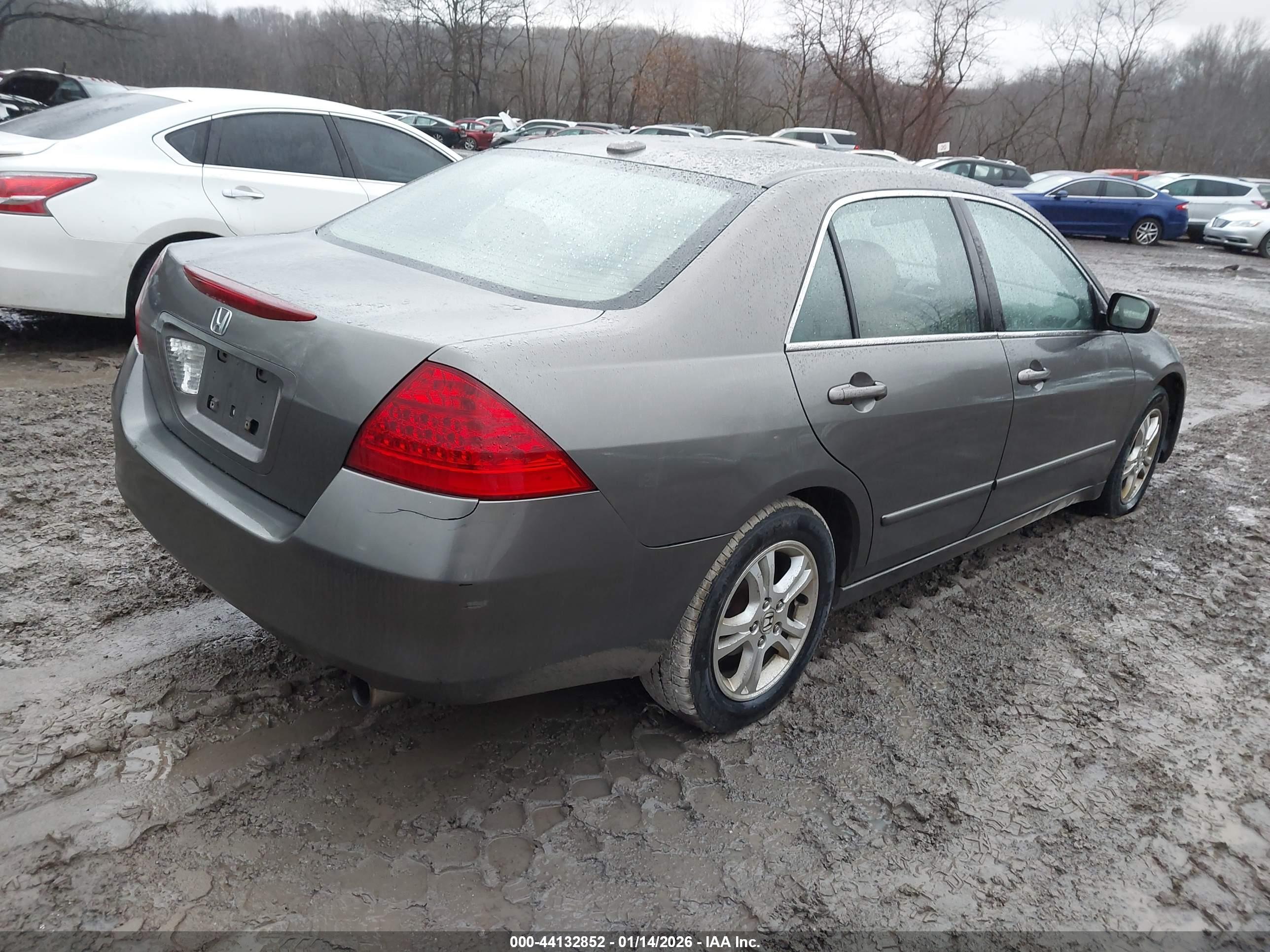 HONDA ACCORD image 4