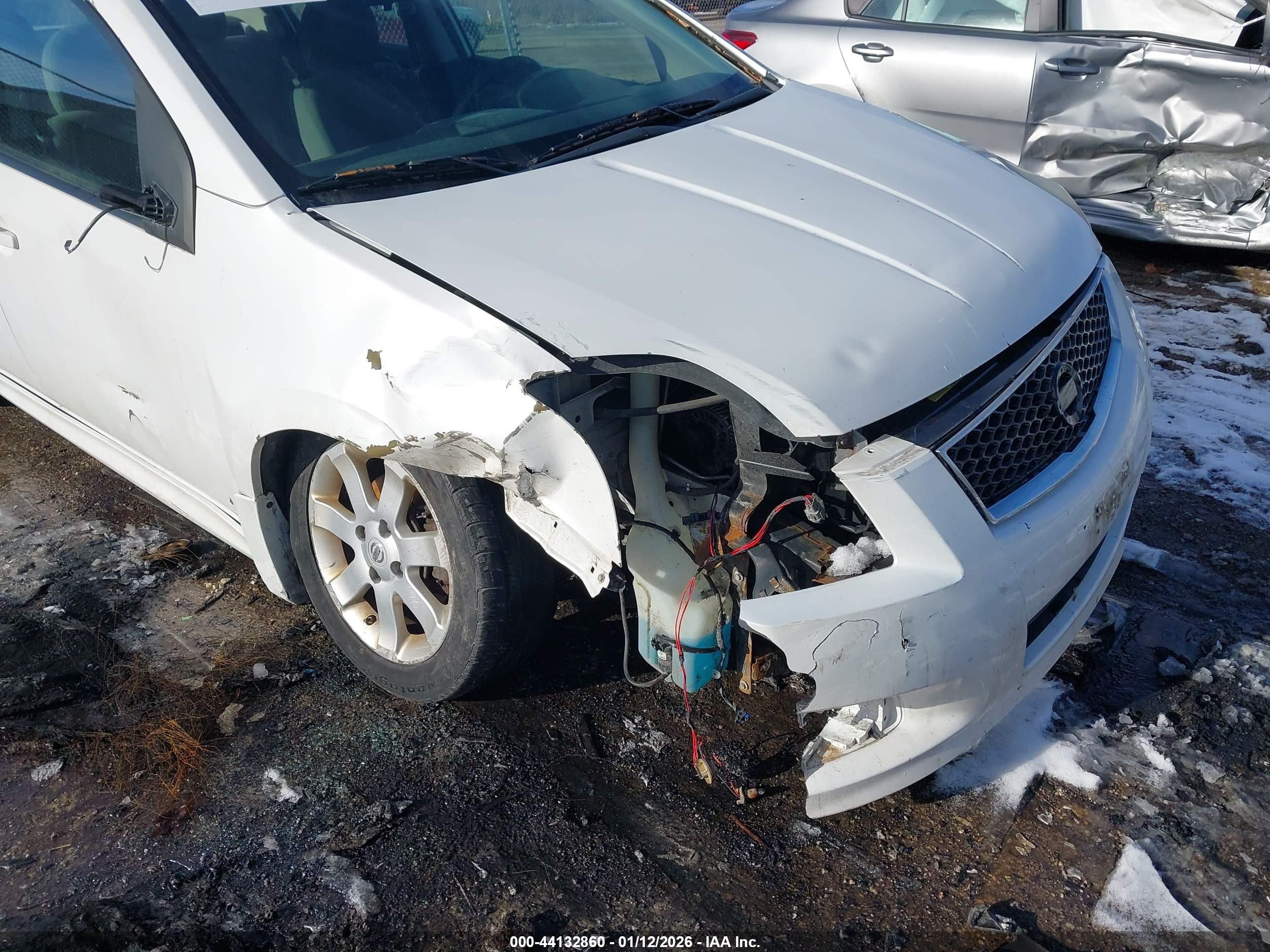 NISSAN SENTRA image 6