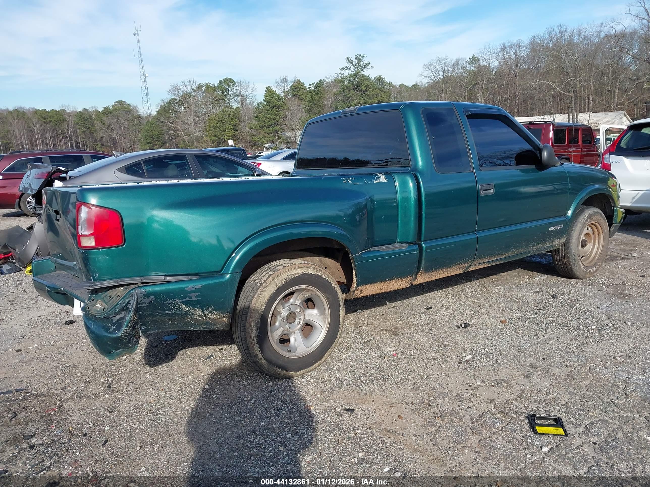 CHEVROLET S-10 image 4