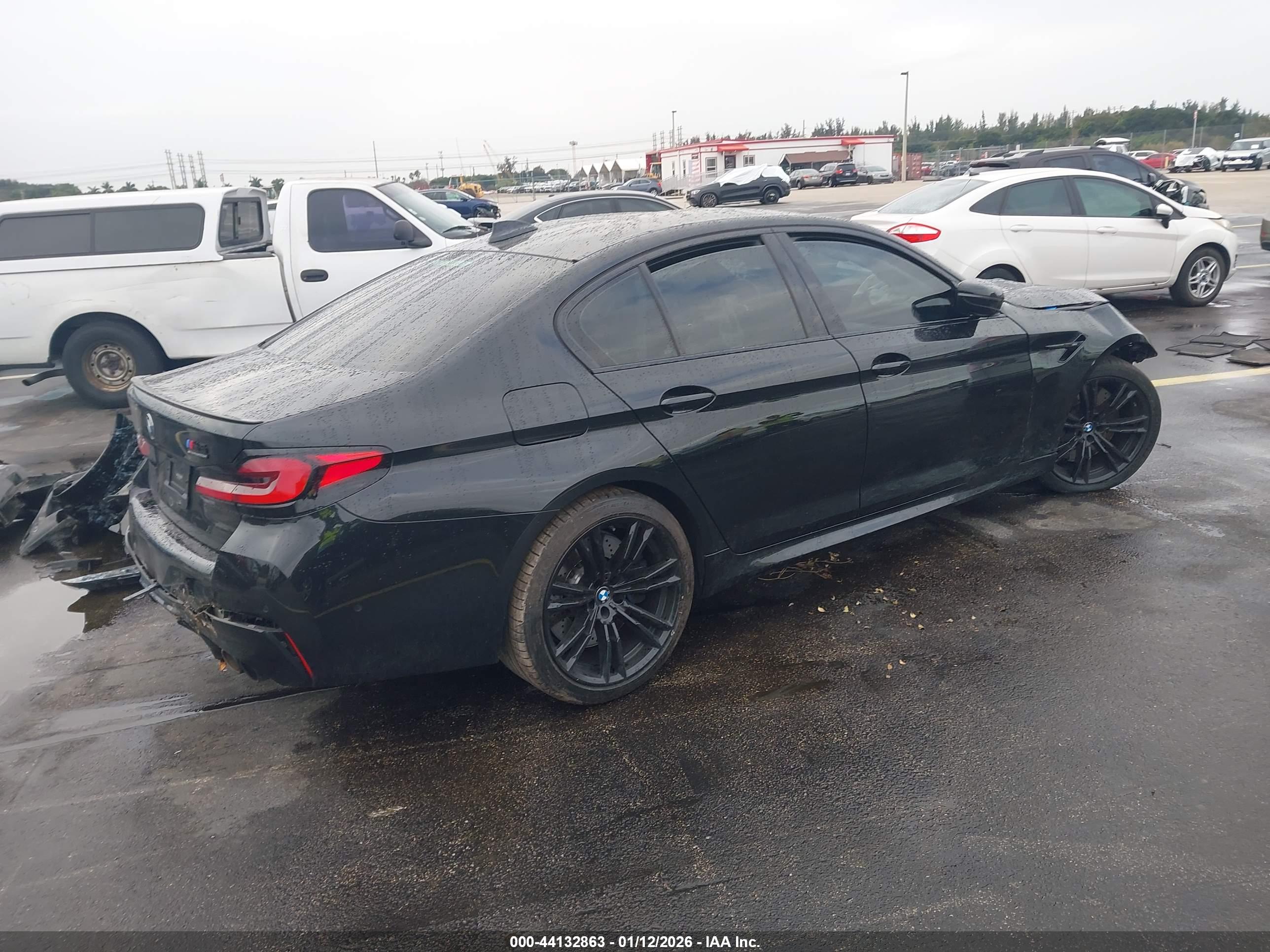 BMW M5 image 4