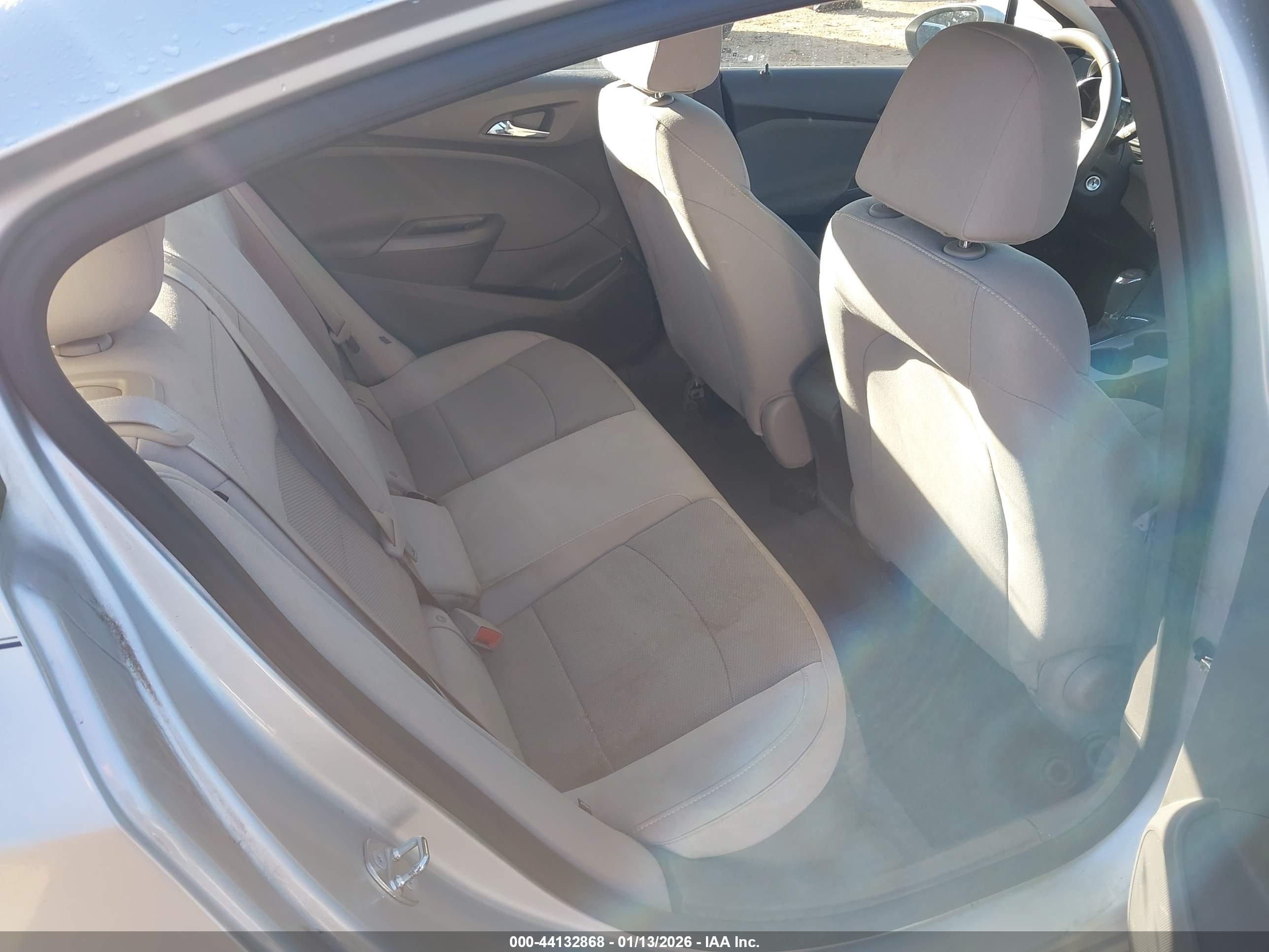 CHEVROLET CRUZE image 8