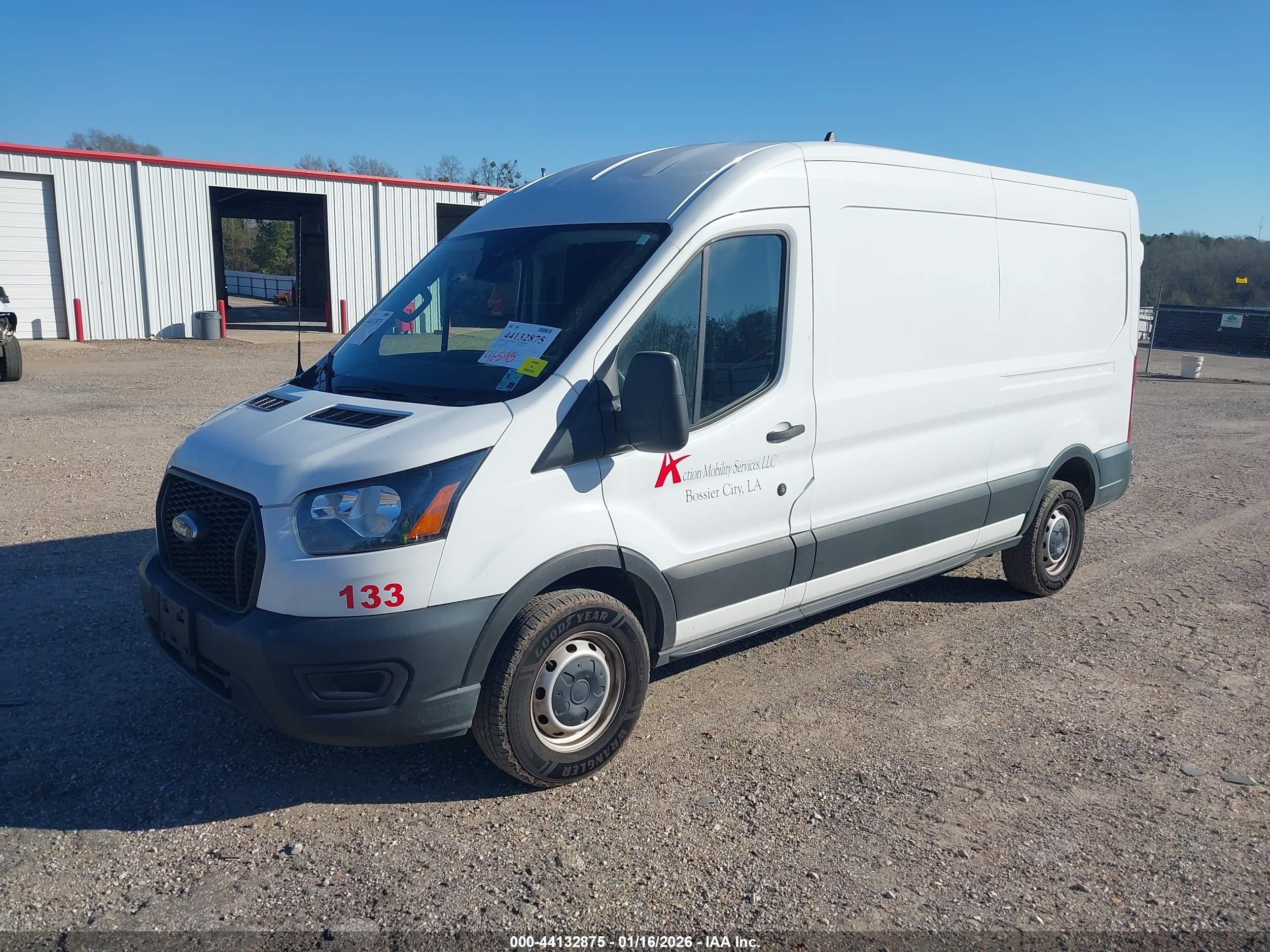 FORD TRANSIT-250 image 2