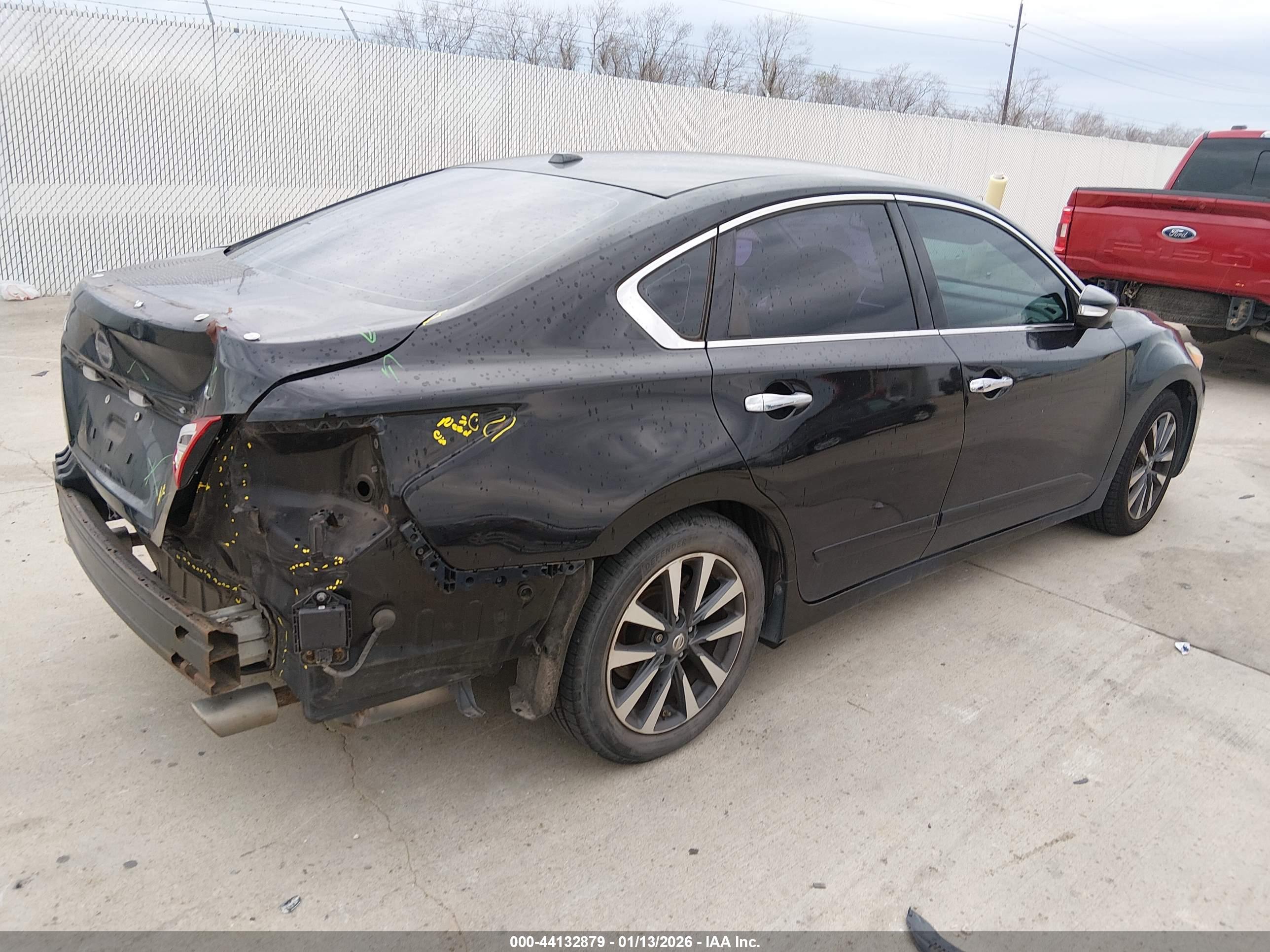 NISSAN ALTIMA image 4