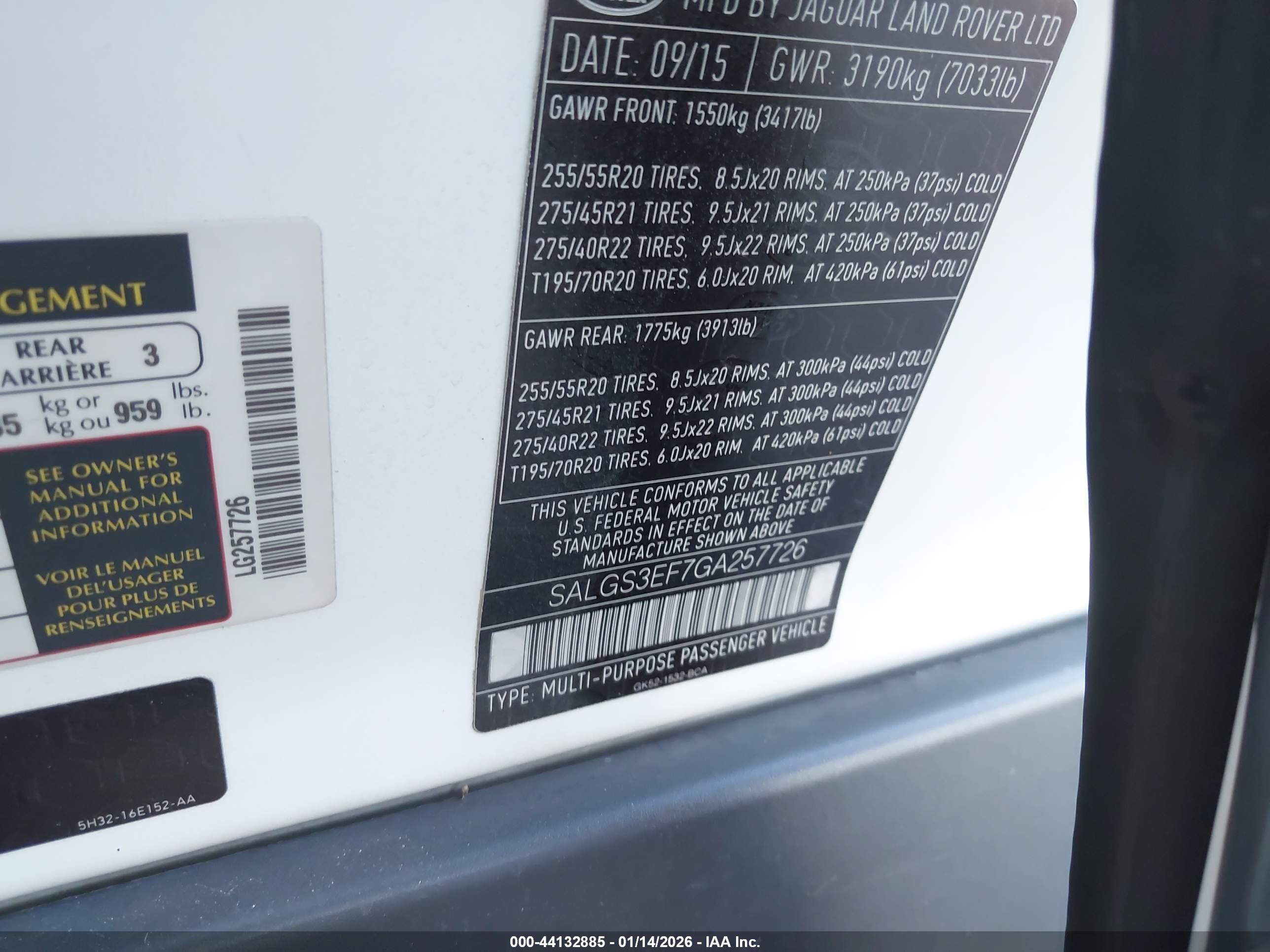 LAND ROVER image 9