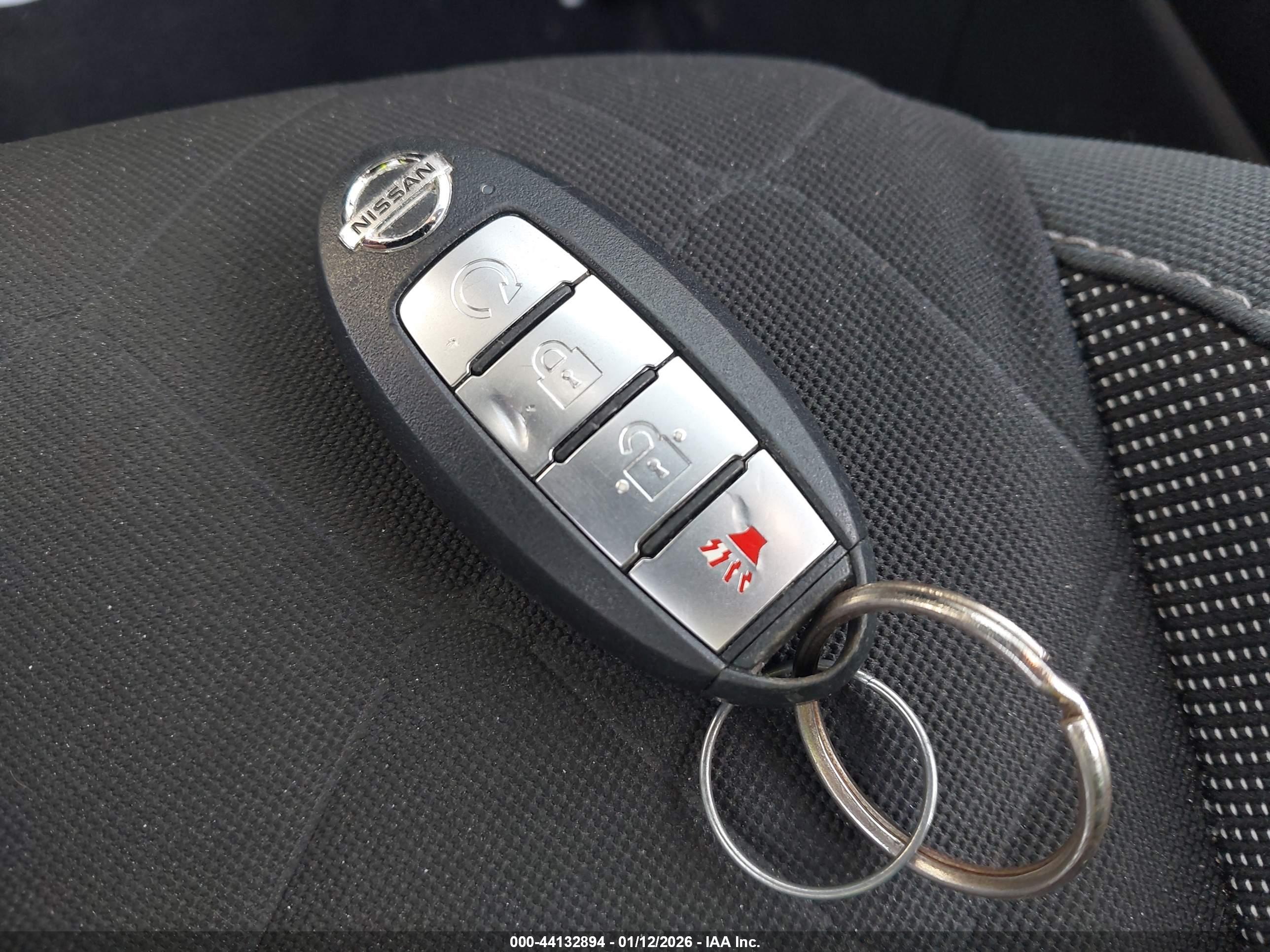 NISSAN KICKS image 11