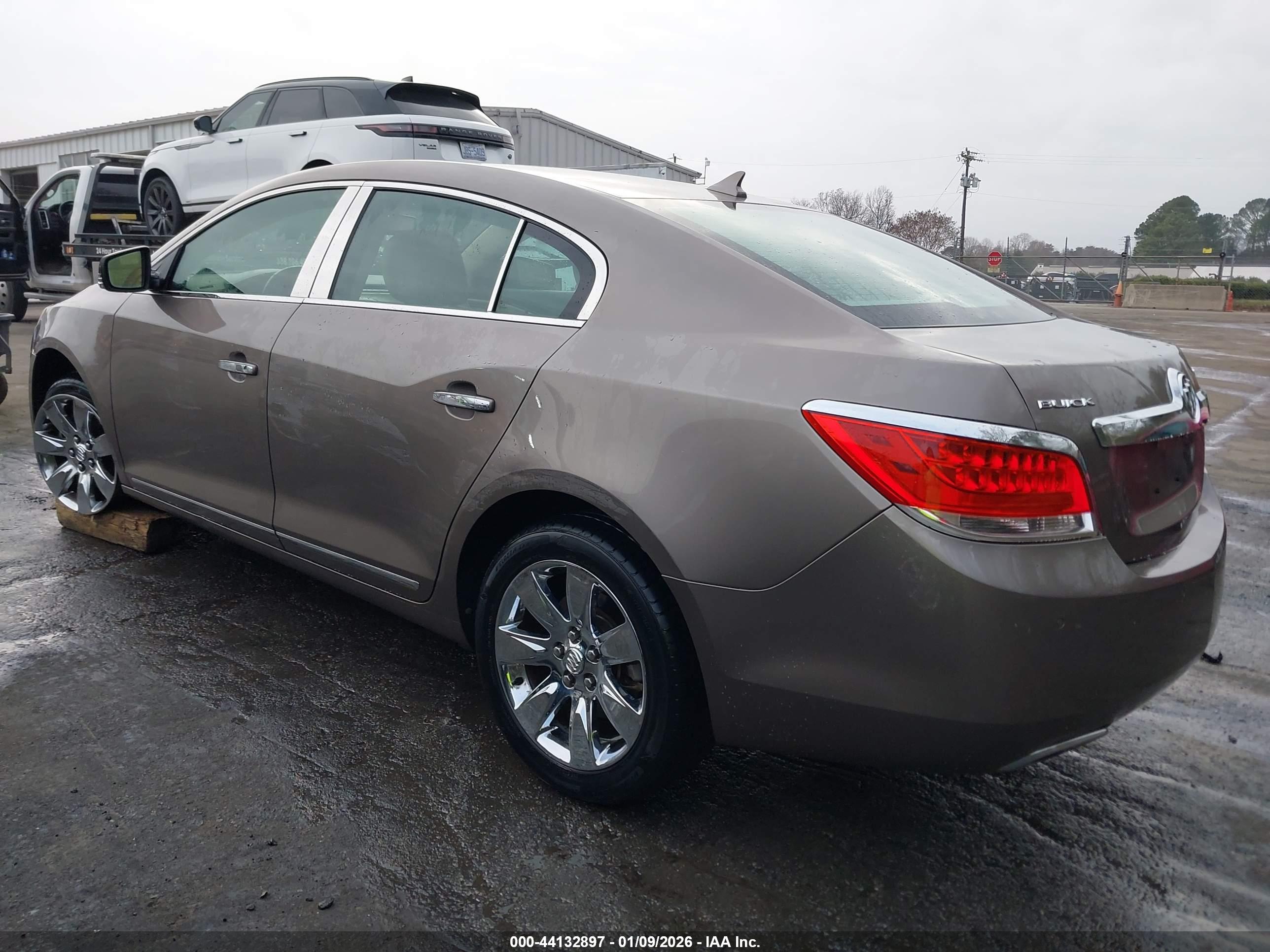 BUICK LACROSSE image 3
