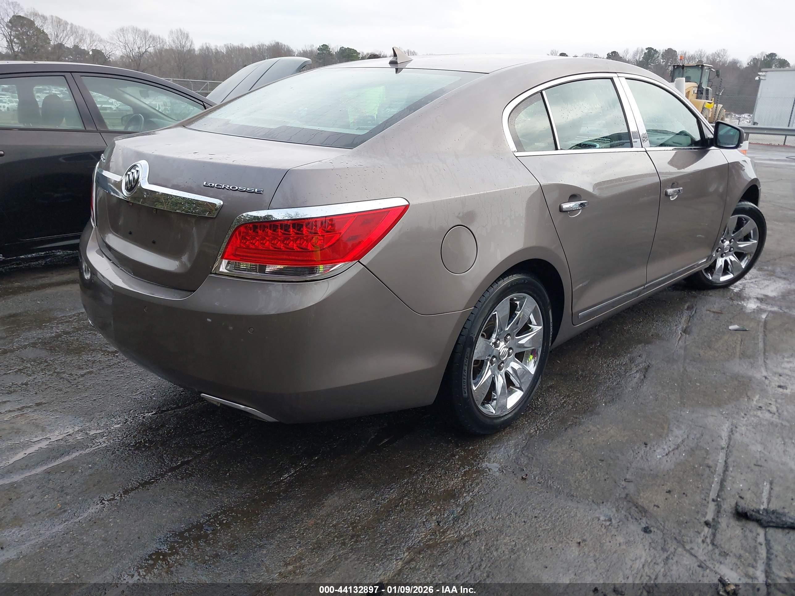 BUICK LACROSSE image 4