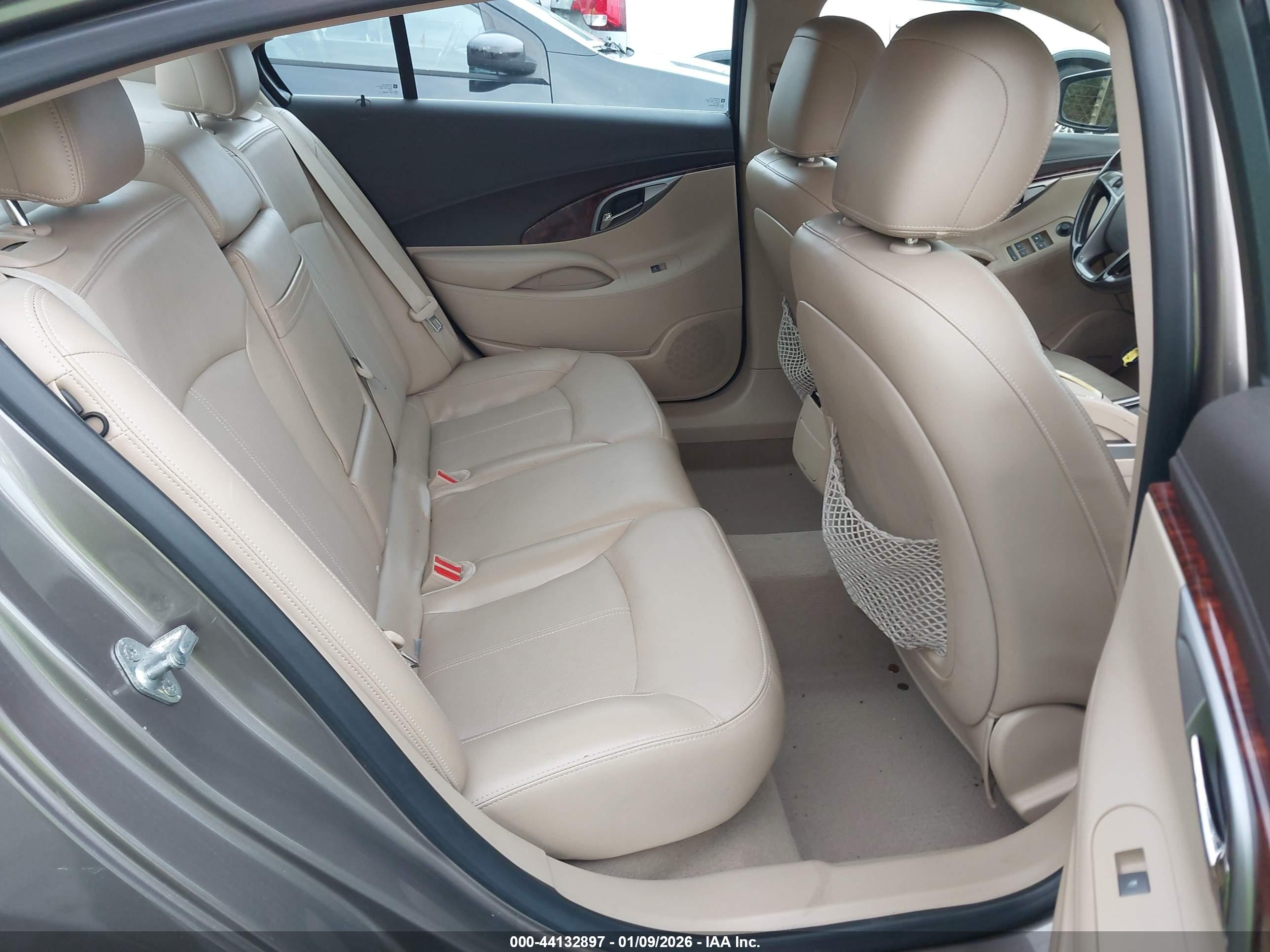 BUICK LACROSSE image 8