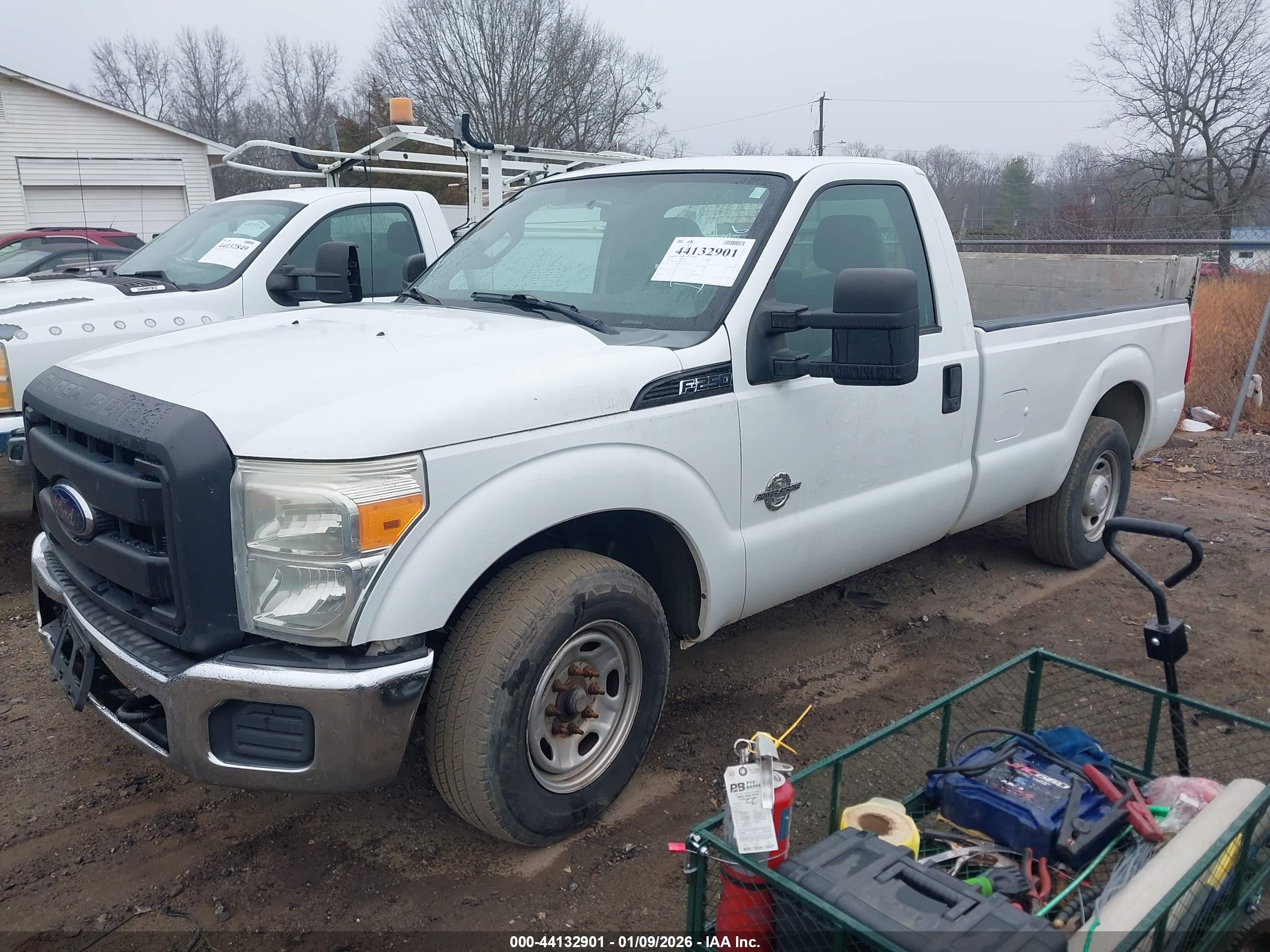 FORD F-250 image 2