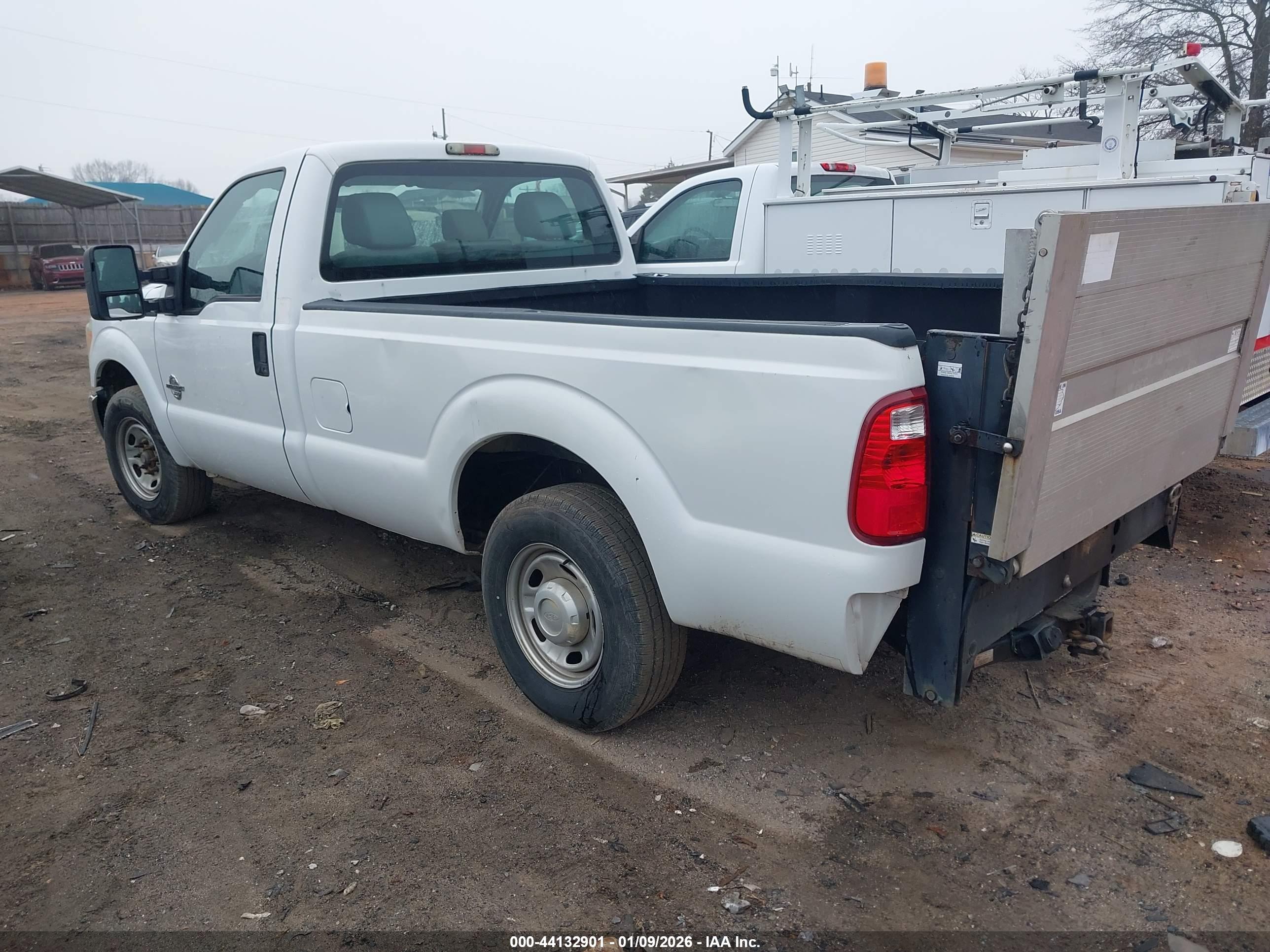 FORD F-250 image 3