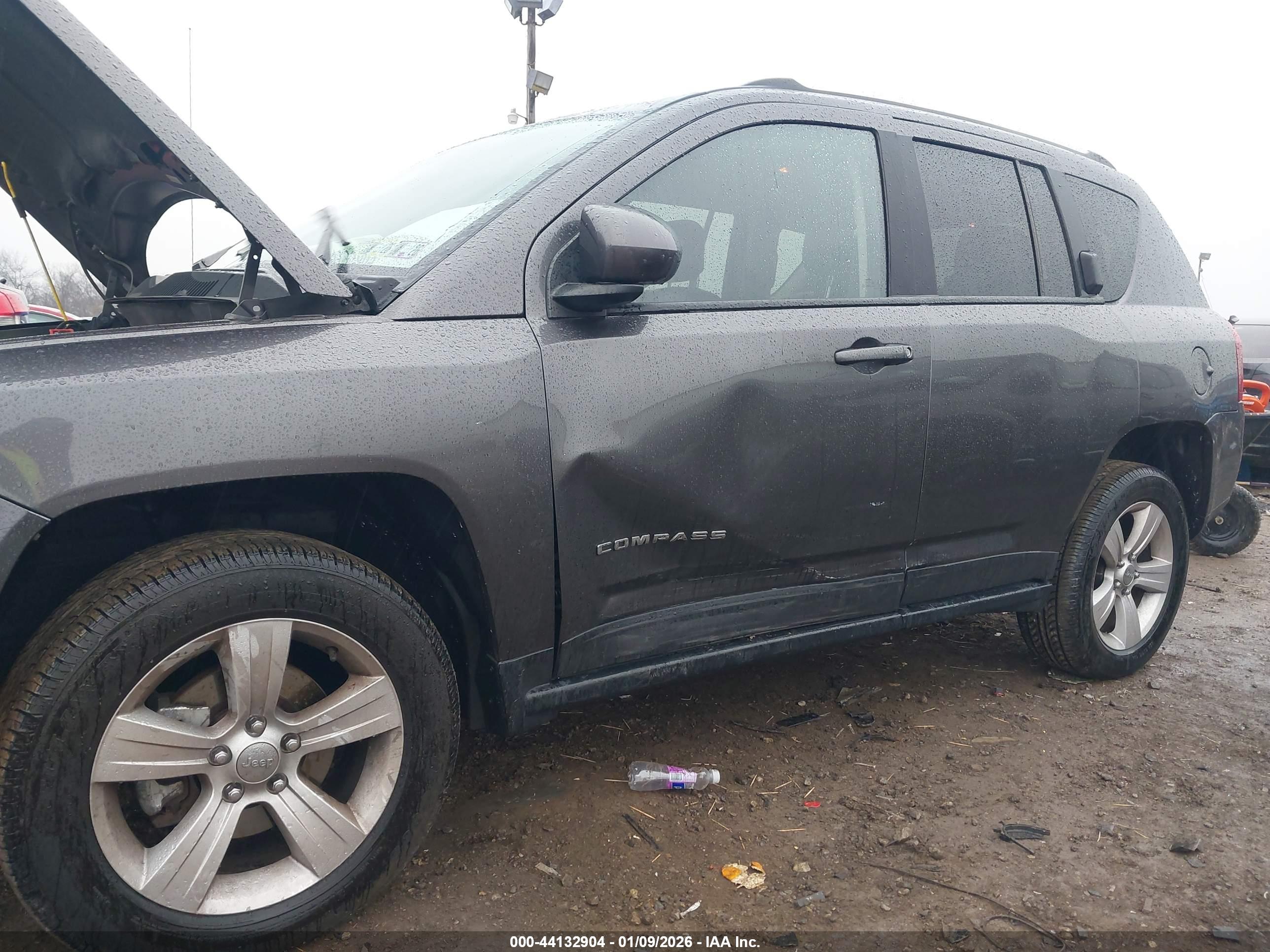 JEEP COMPASS image 6
