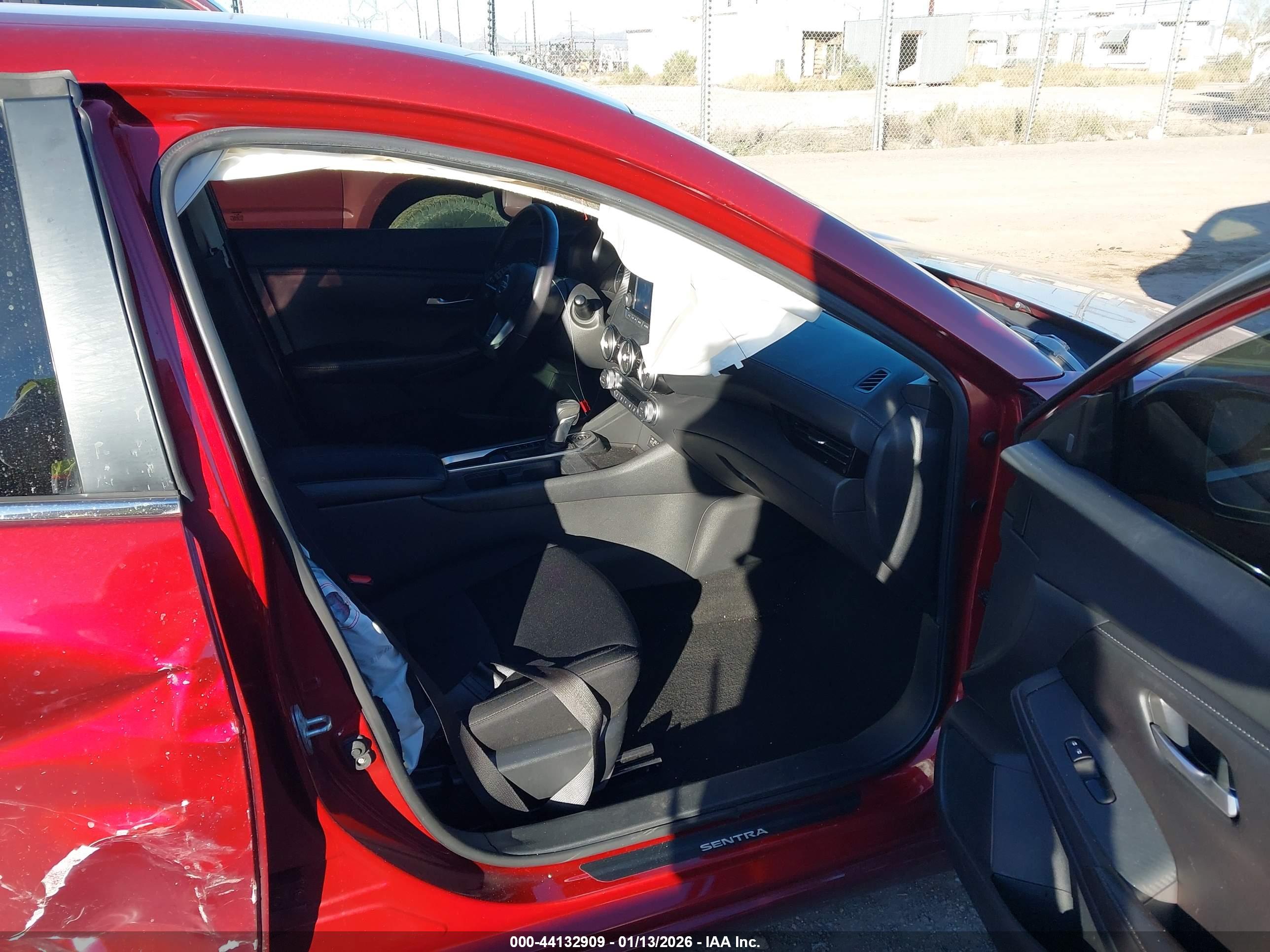 NISSAN SENTRA image 5