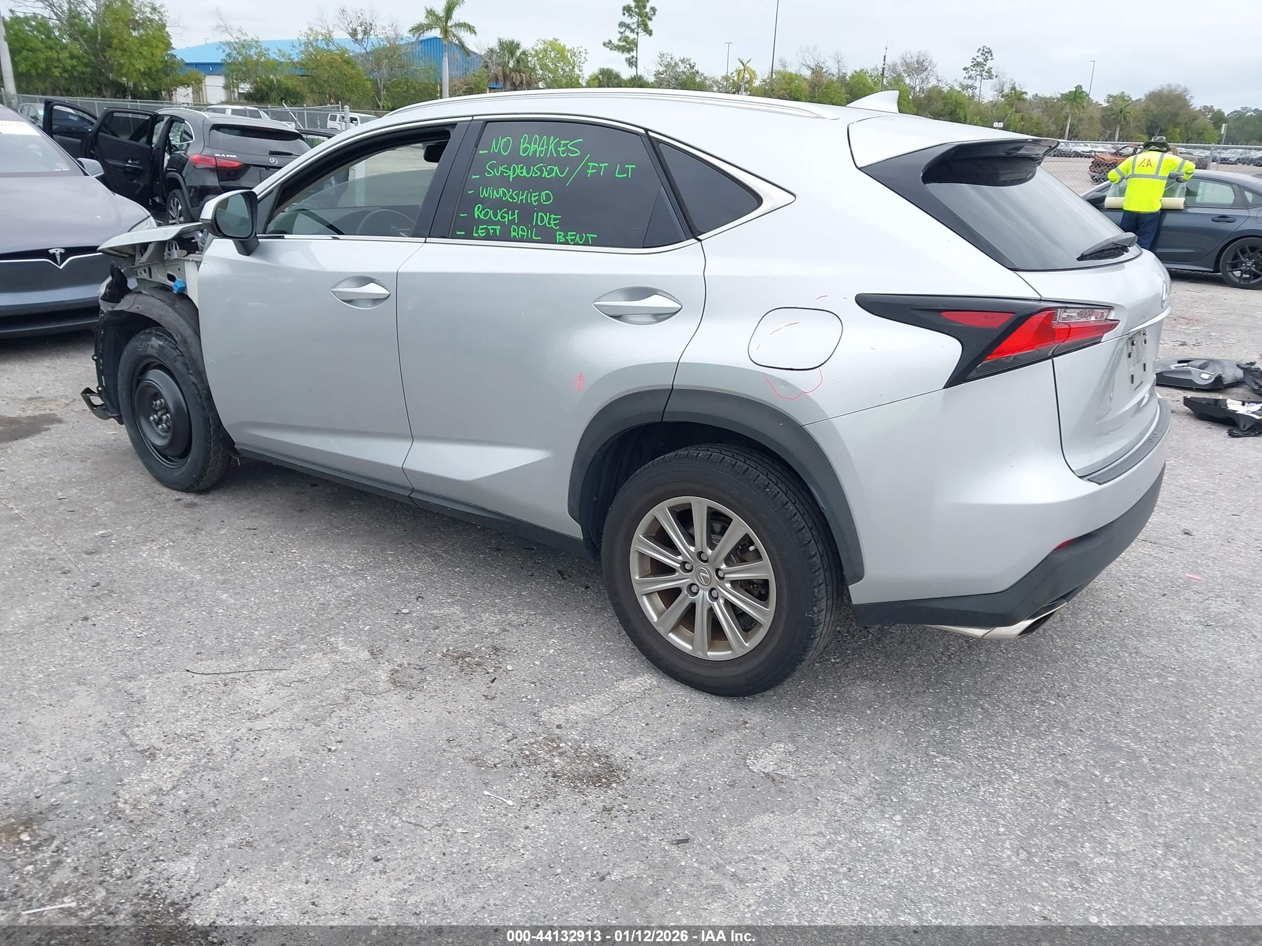 LEXUS NX image 3