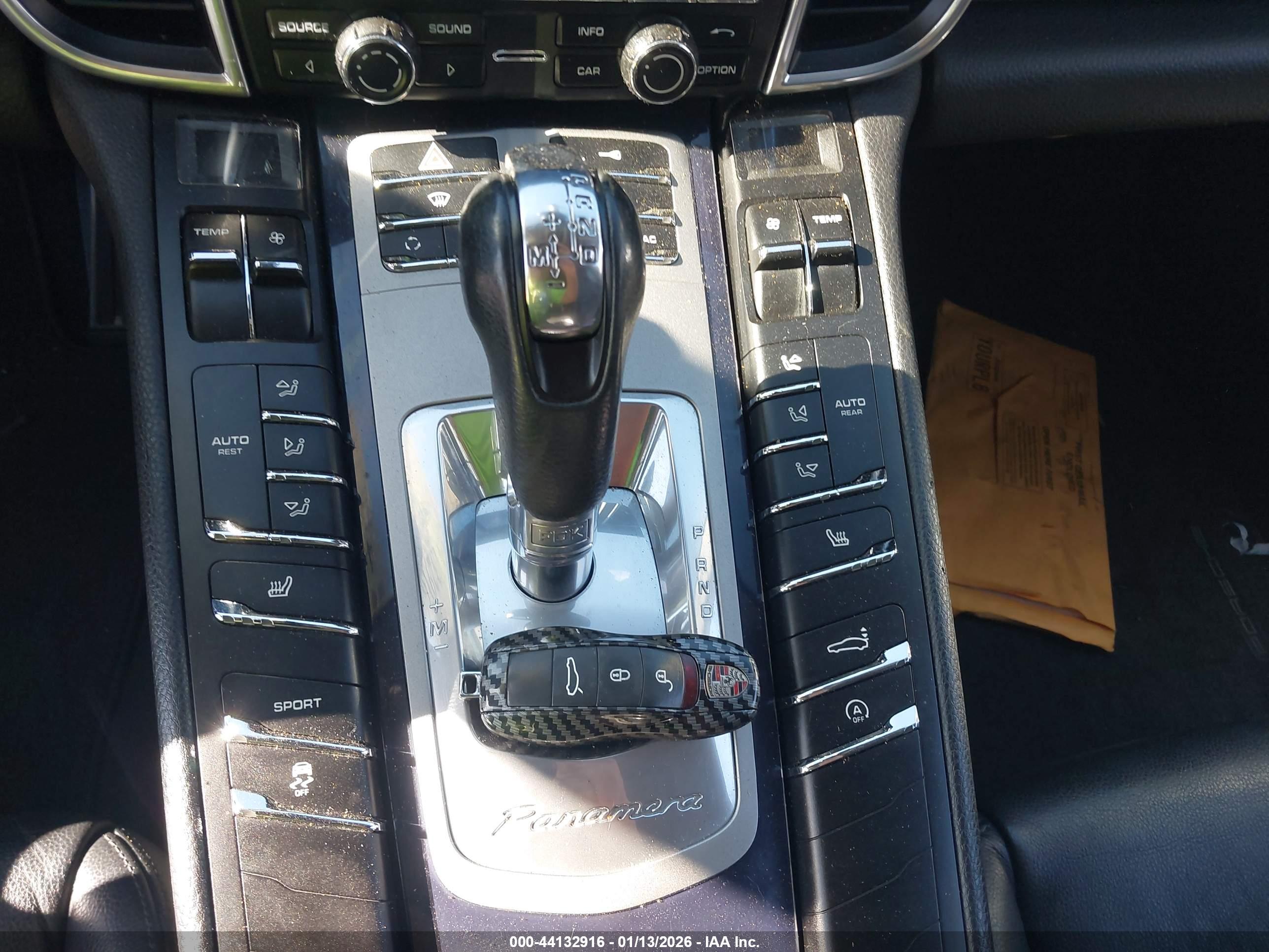 PORSCHE PANAMERA image 11