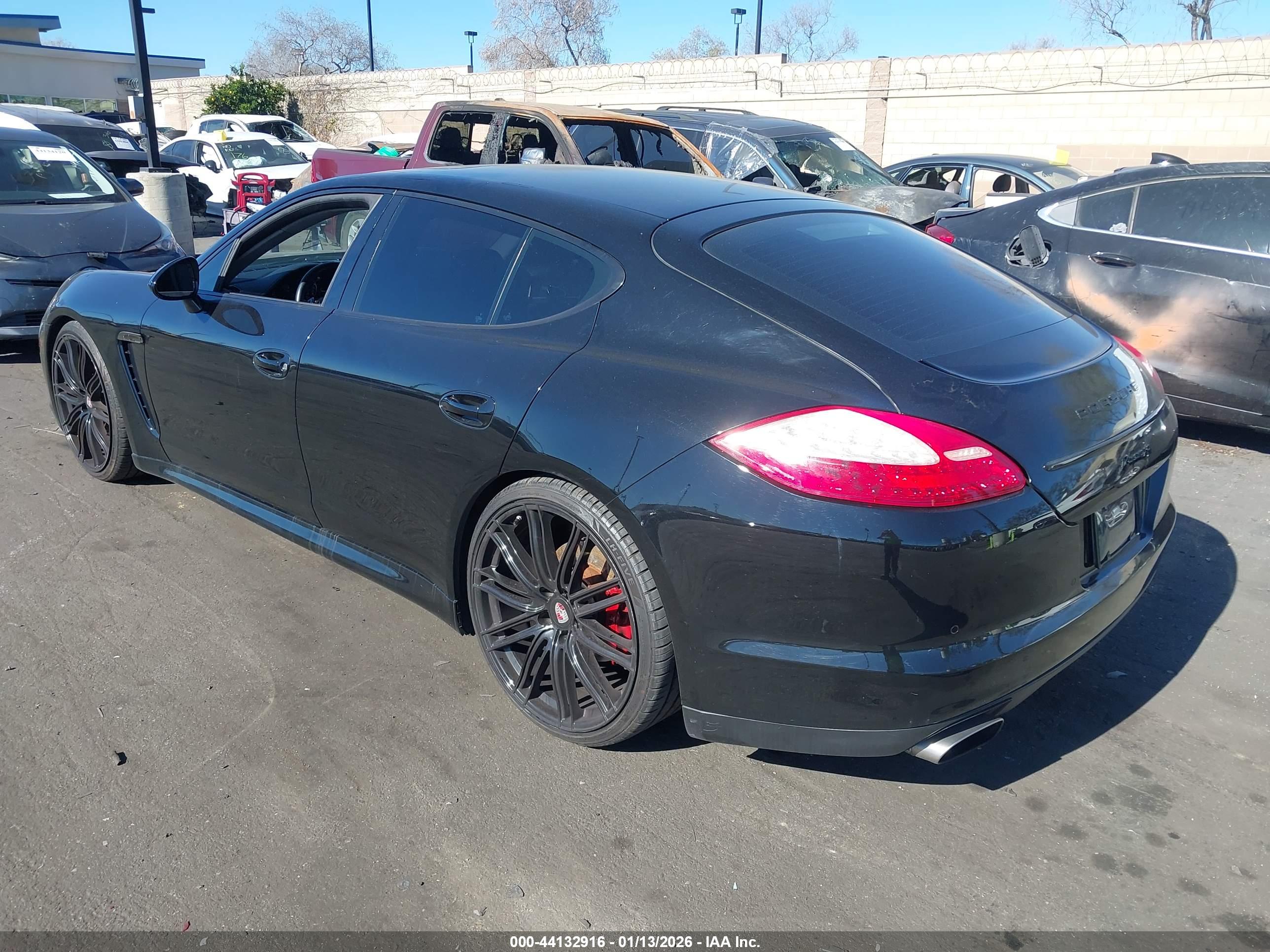 PORSCHE PANAMERA image 3