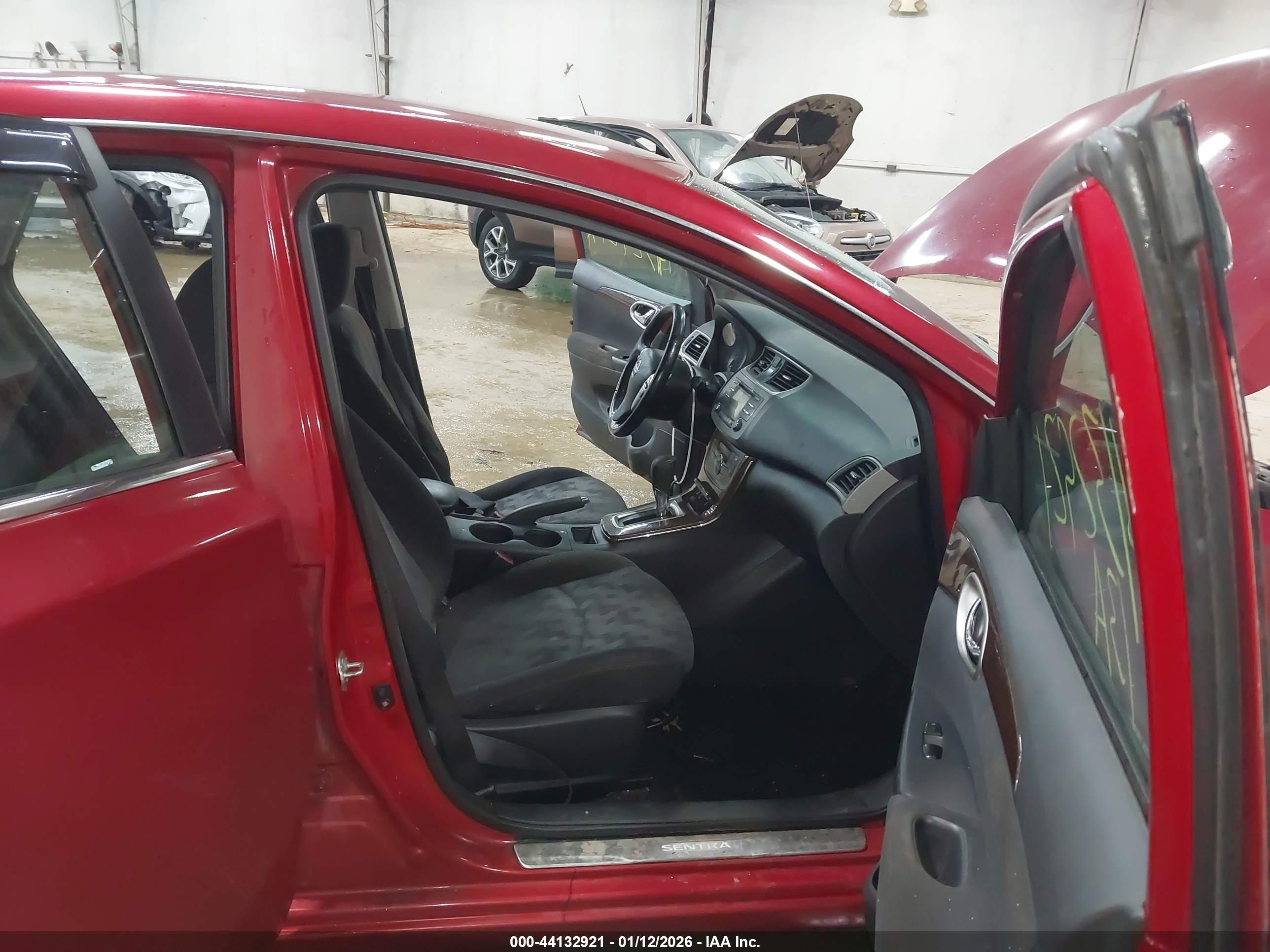 NISSAN SENTRA image 5
