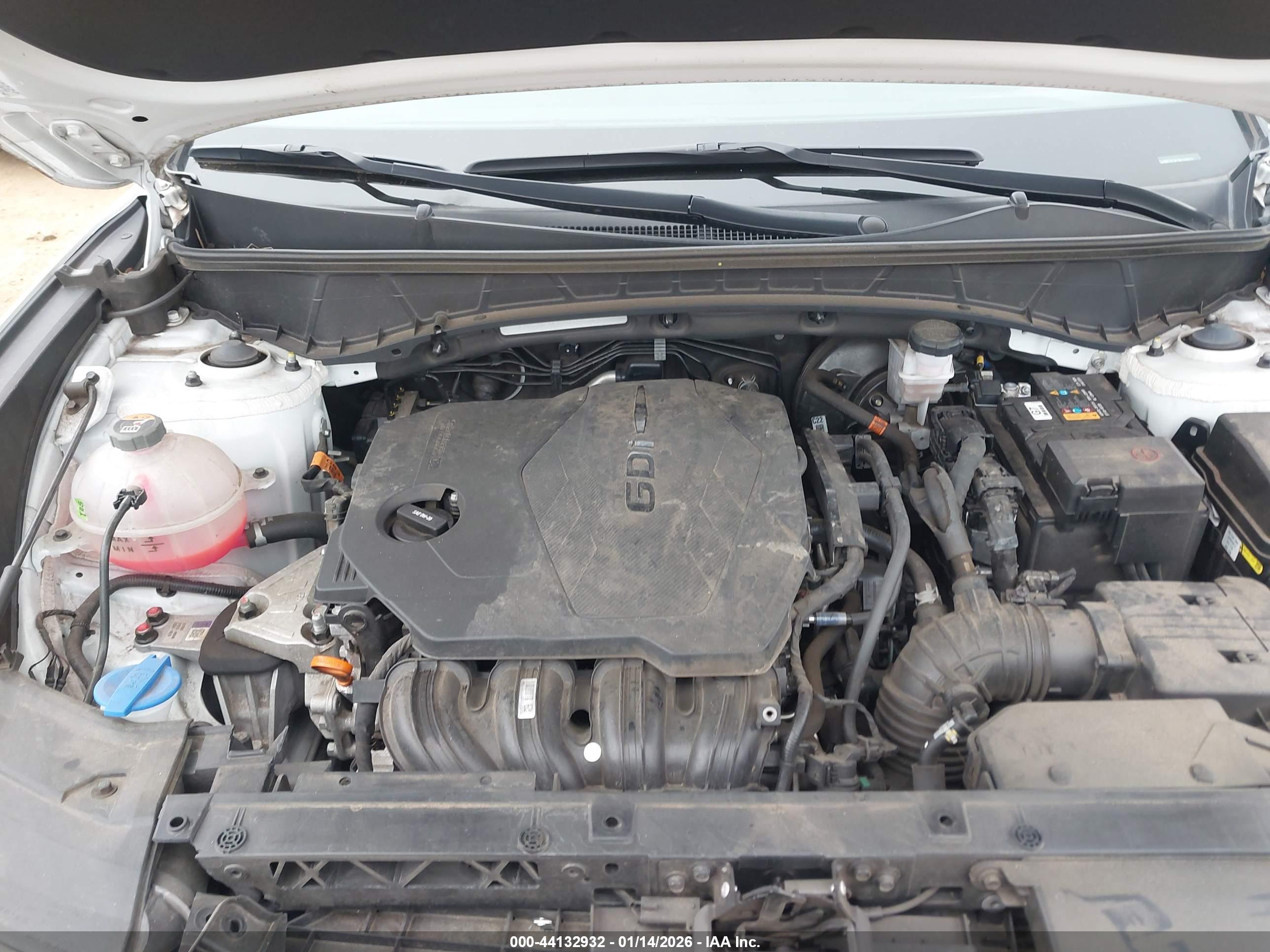HYUNDAI TUCSON image 10