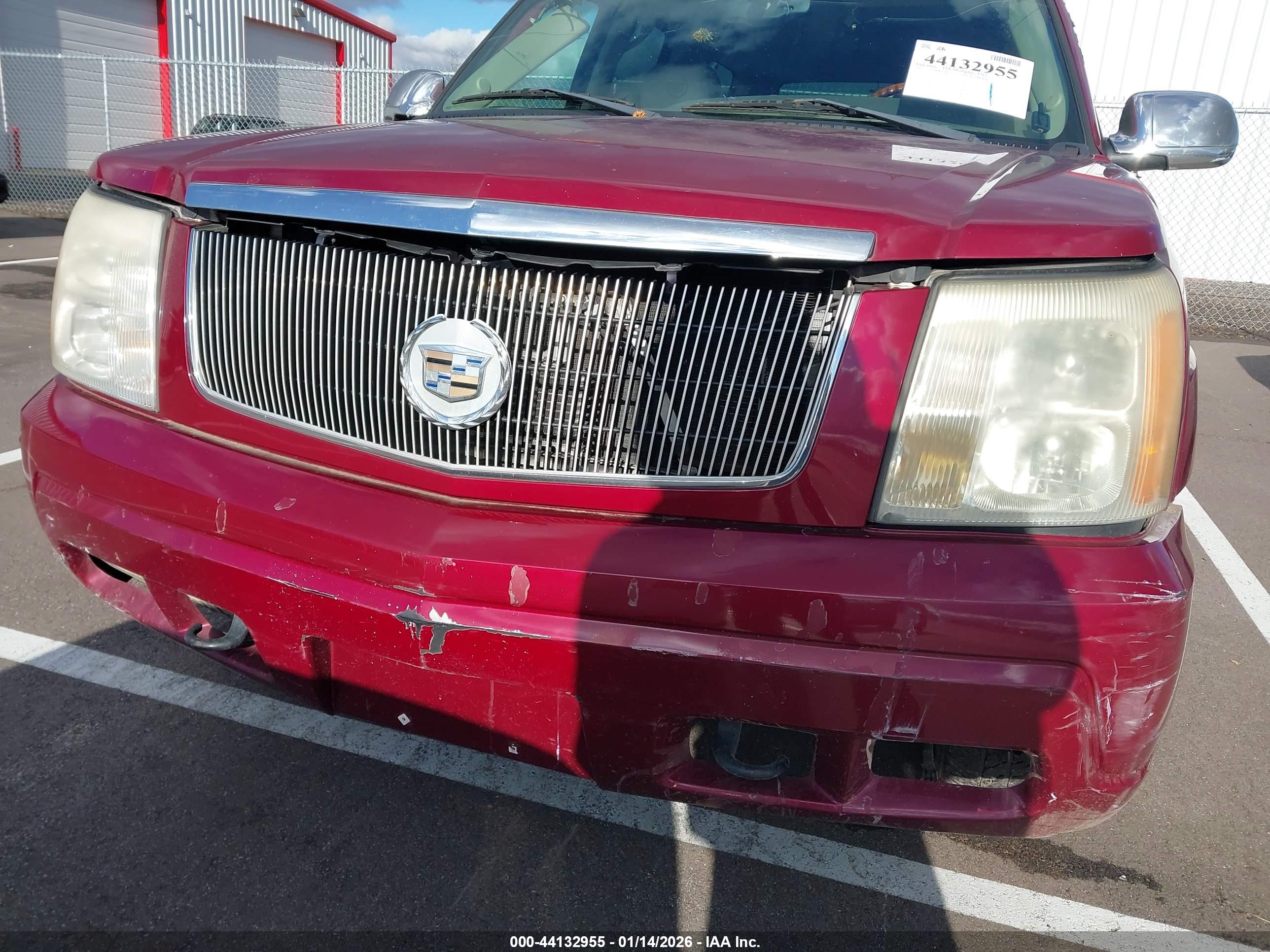 CADILLAC ESCALADE image 6