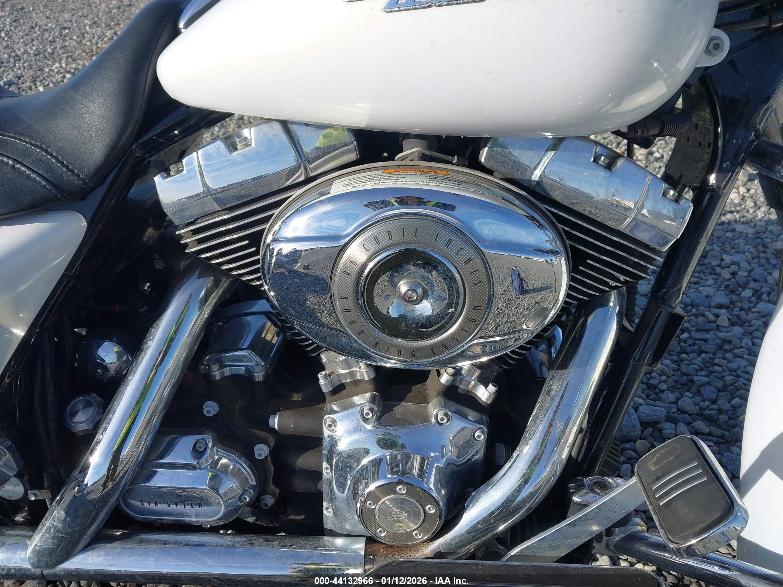 HARLEY-DAVIDSON FLHRS image 8
