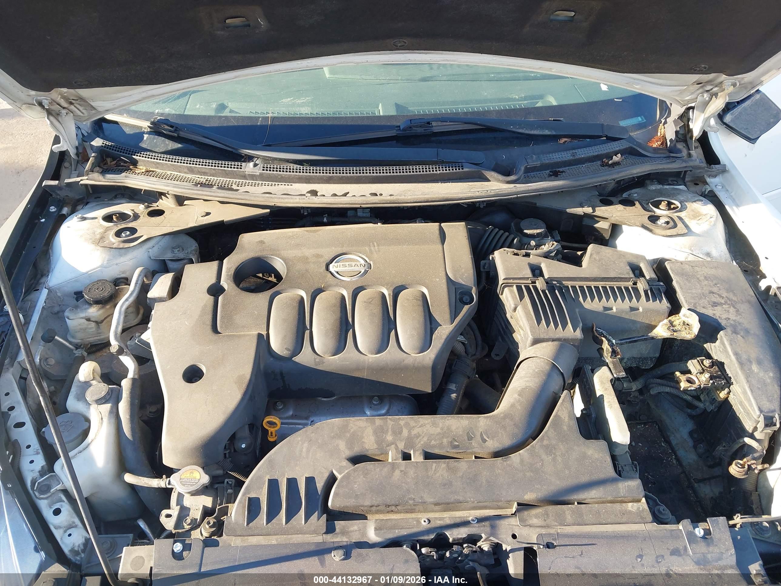 NISSAN ALTIMA image 10