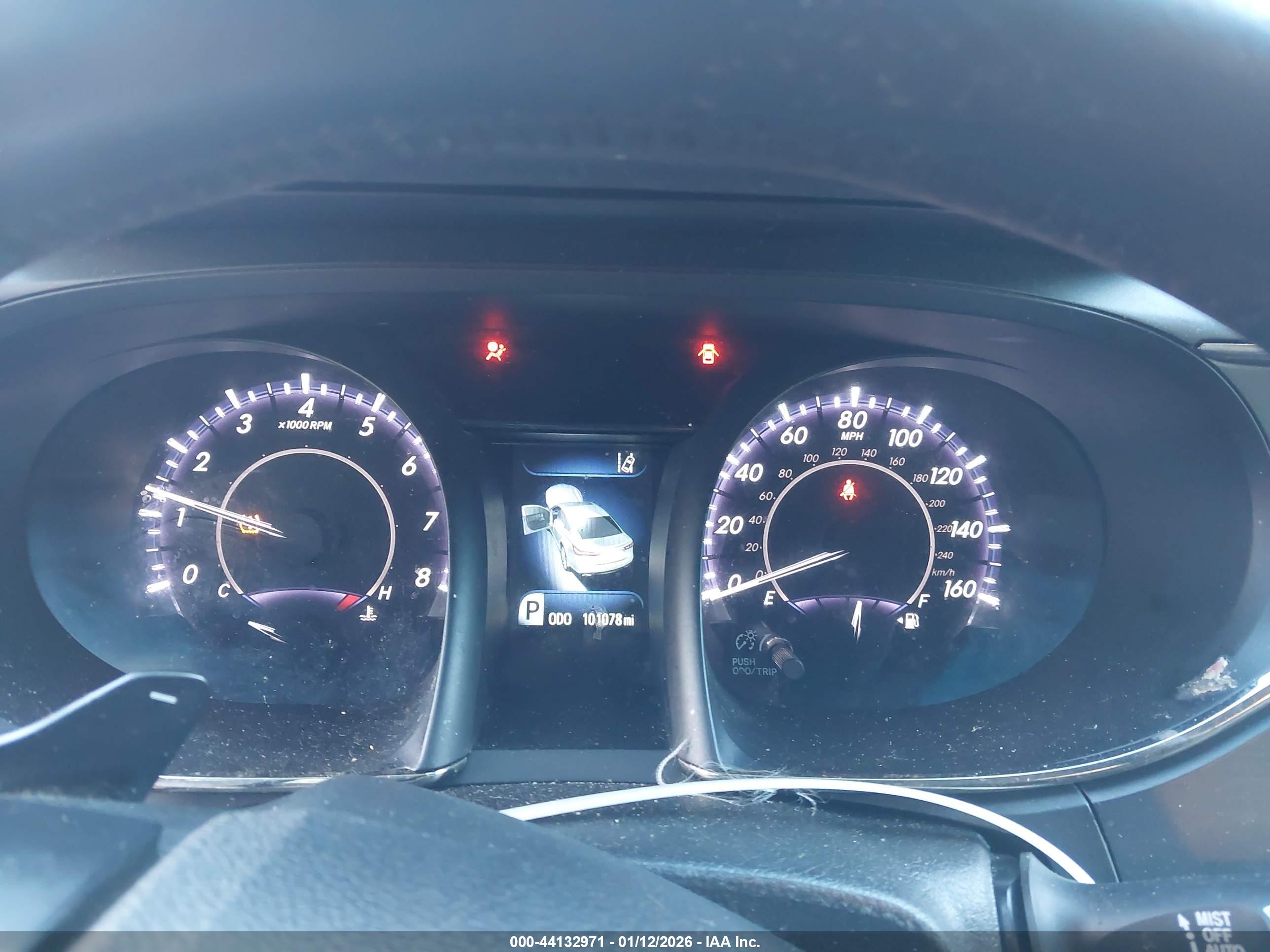 TOYOTA AVALON image 7