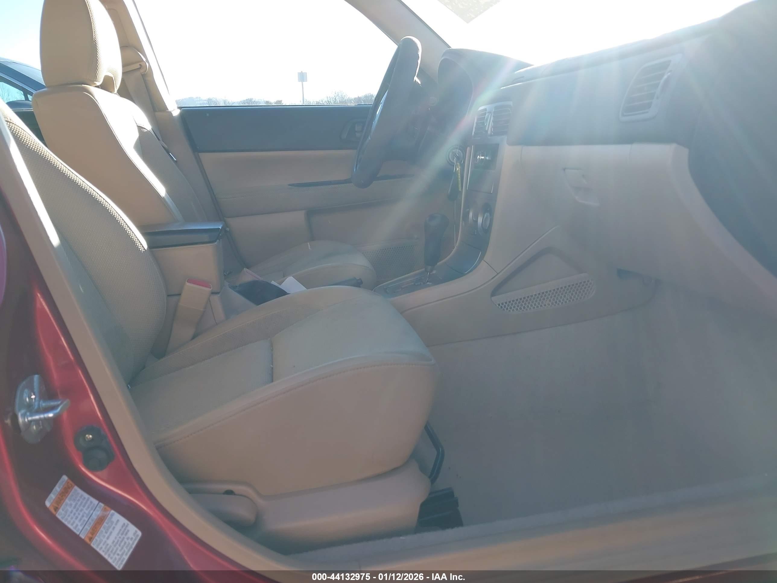 SUBARU FORESTER image 5