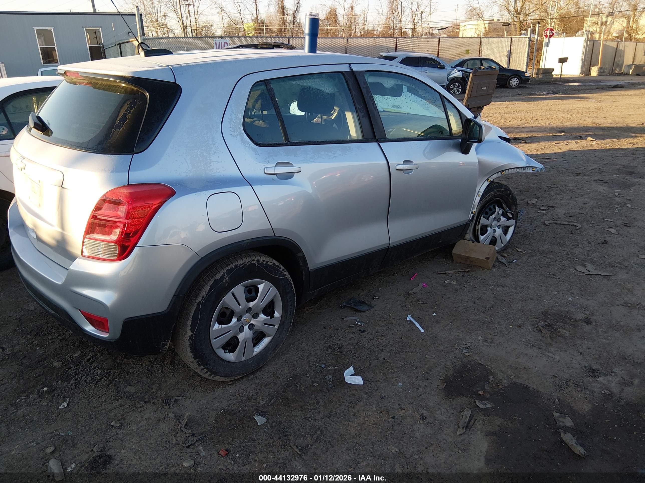 CHEVROLET TRAX image 4