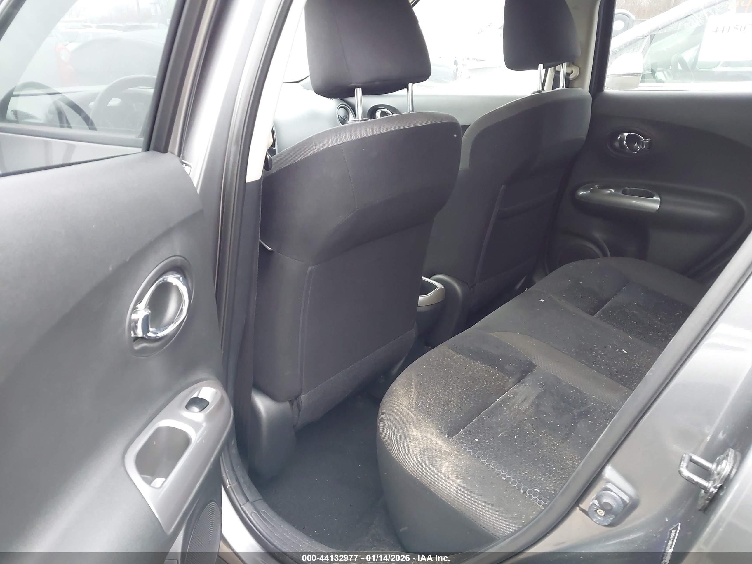 NISSAN JUKE image 8
