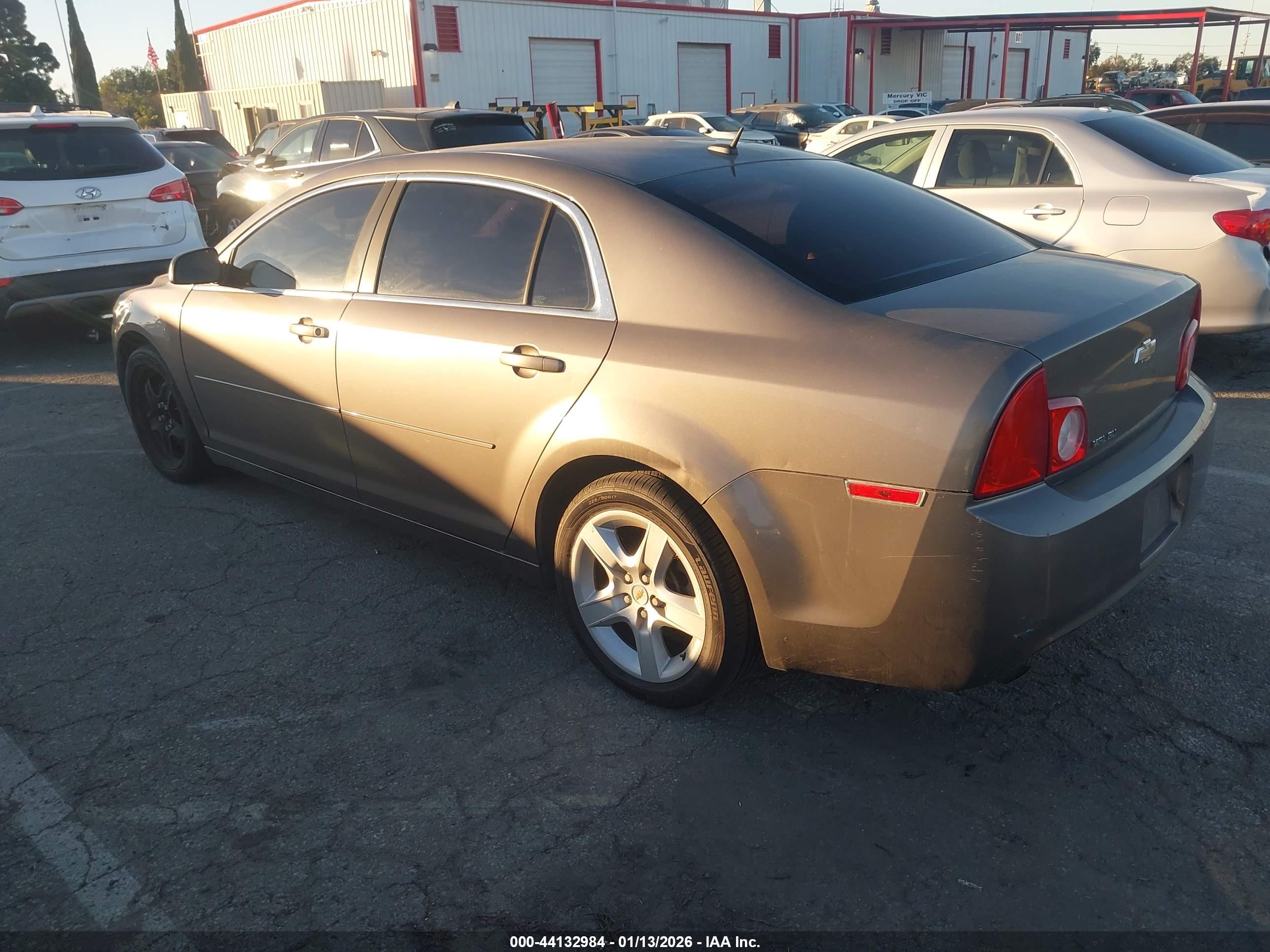 CHEVROLET MALIBU image 3