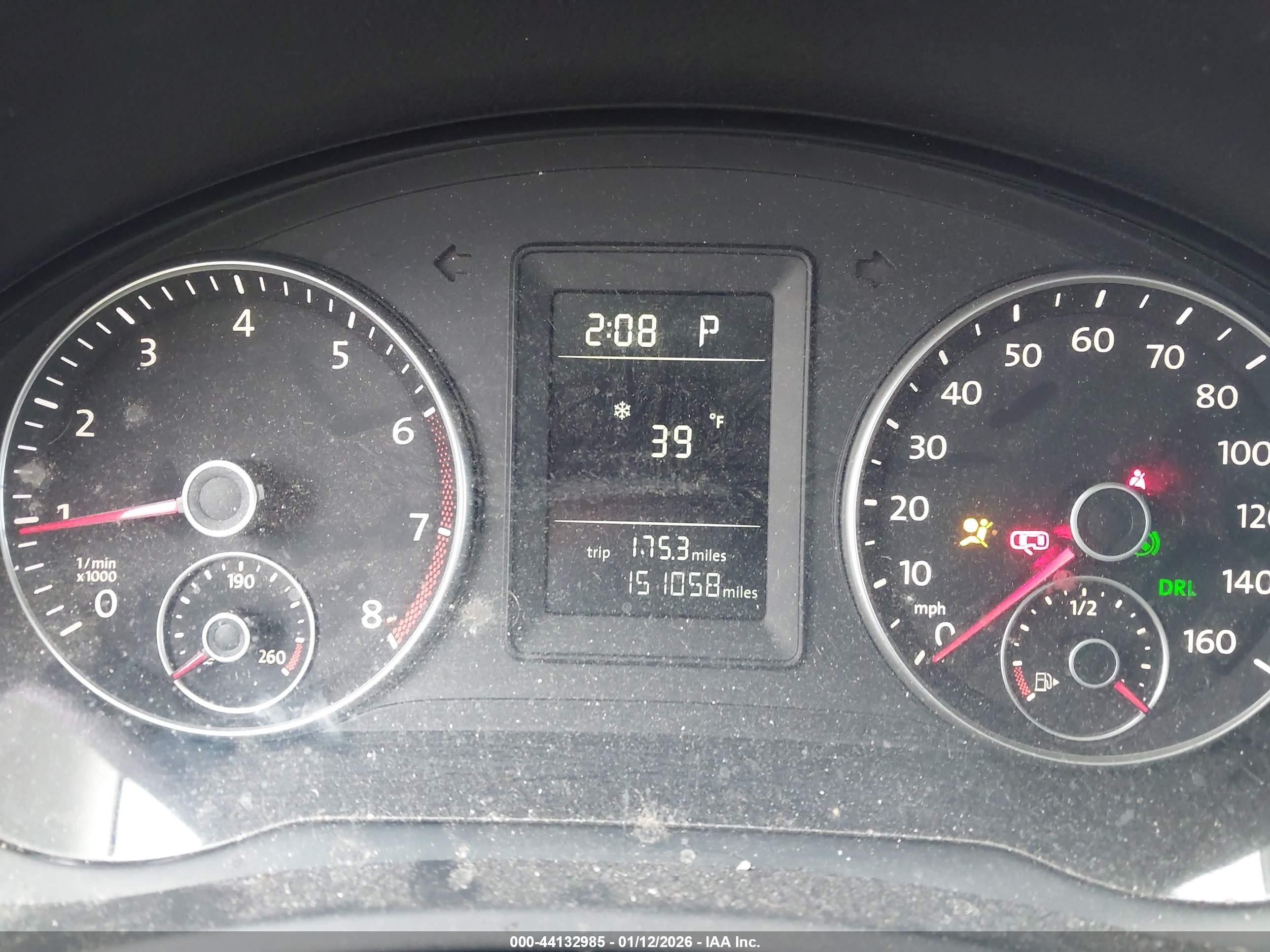 VOLKSWAGEN JETTA image 7