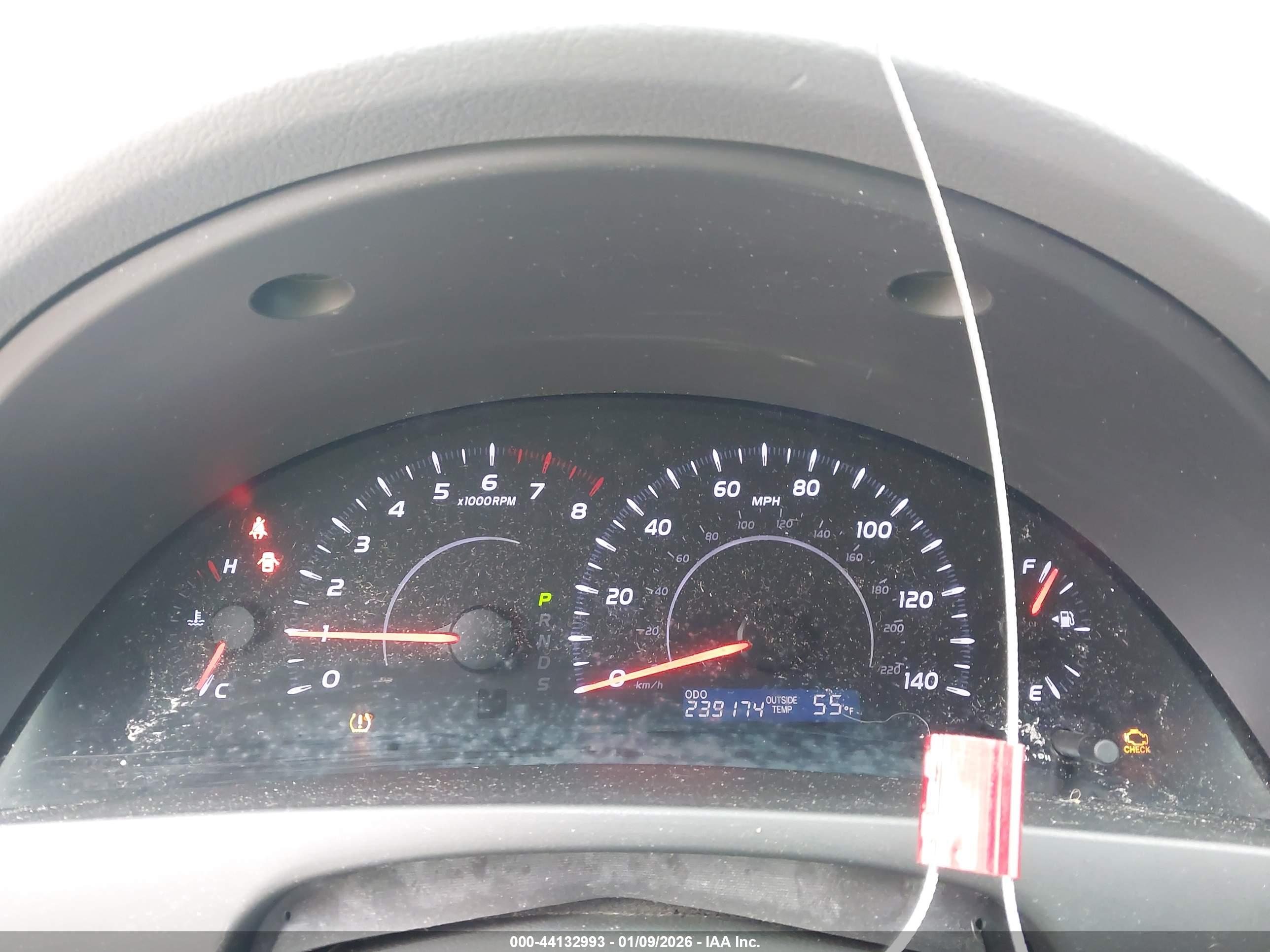 TOYOTA CAMRY image 7