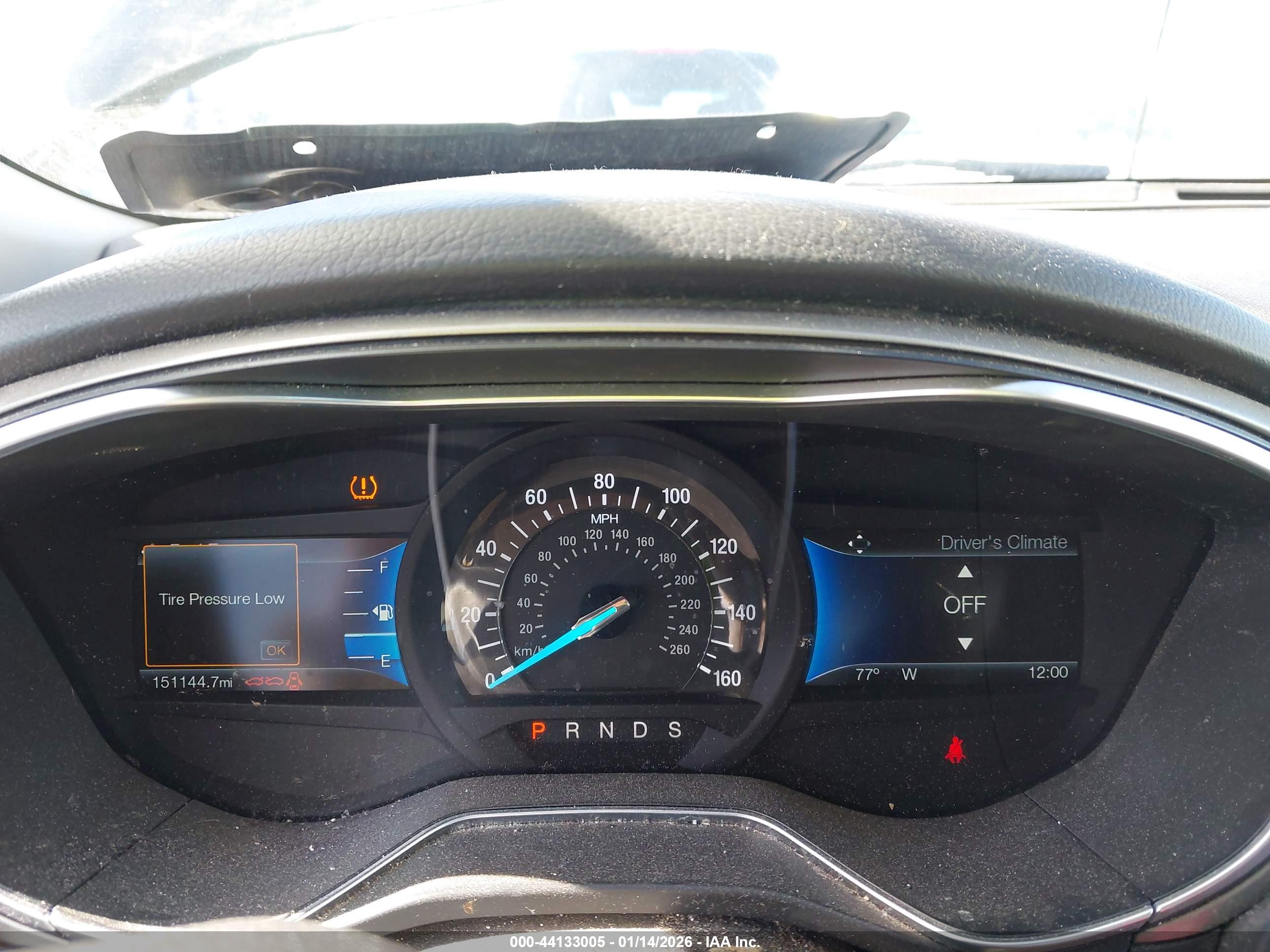 FORD FUSION image 7