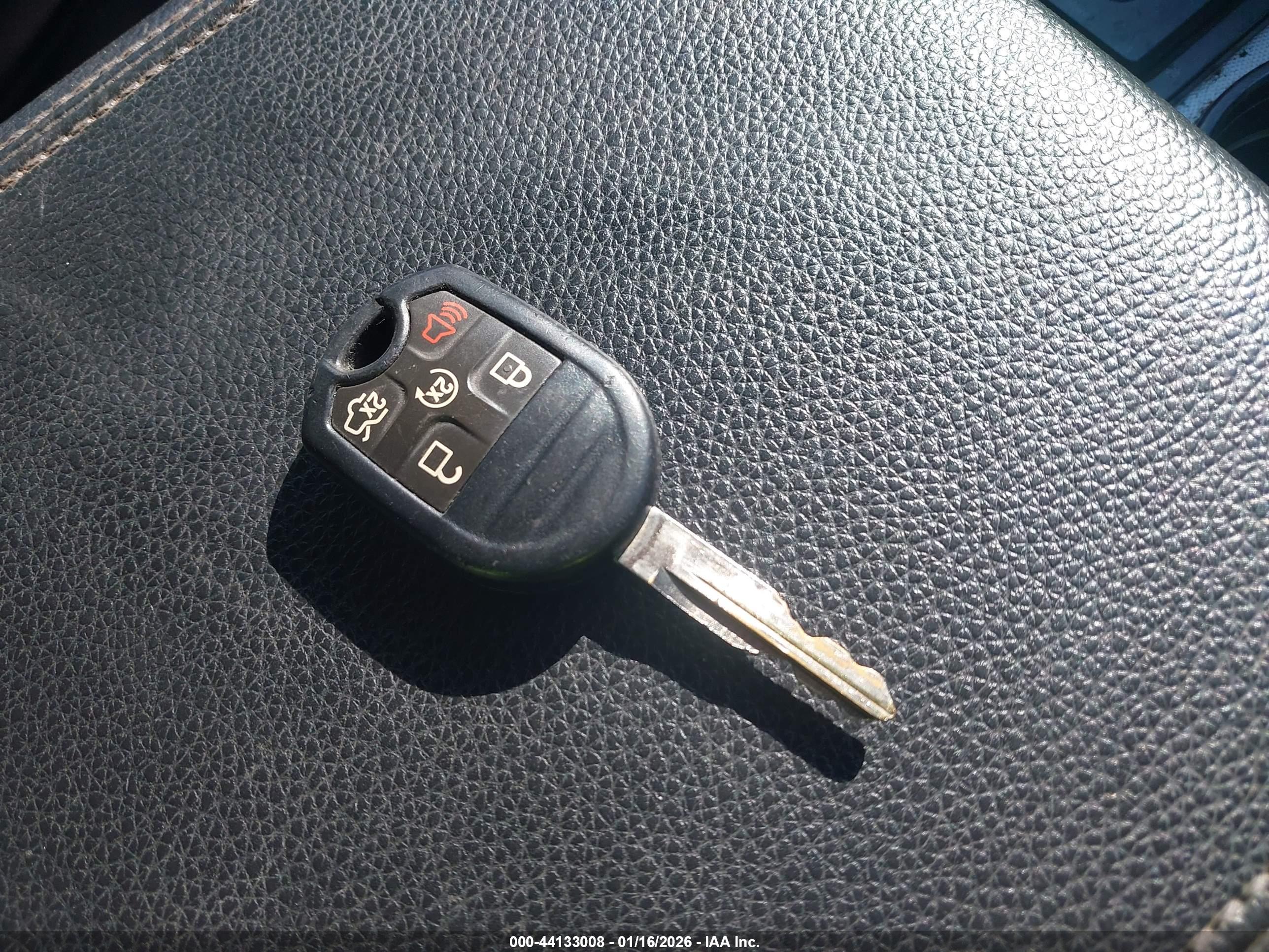 FORD EXPEDITION image 11