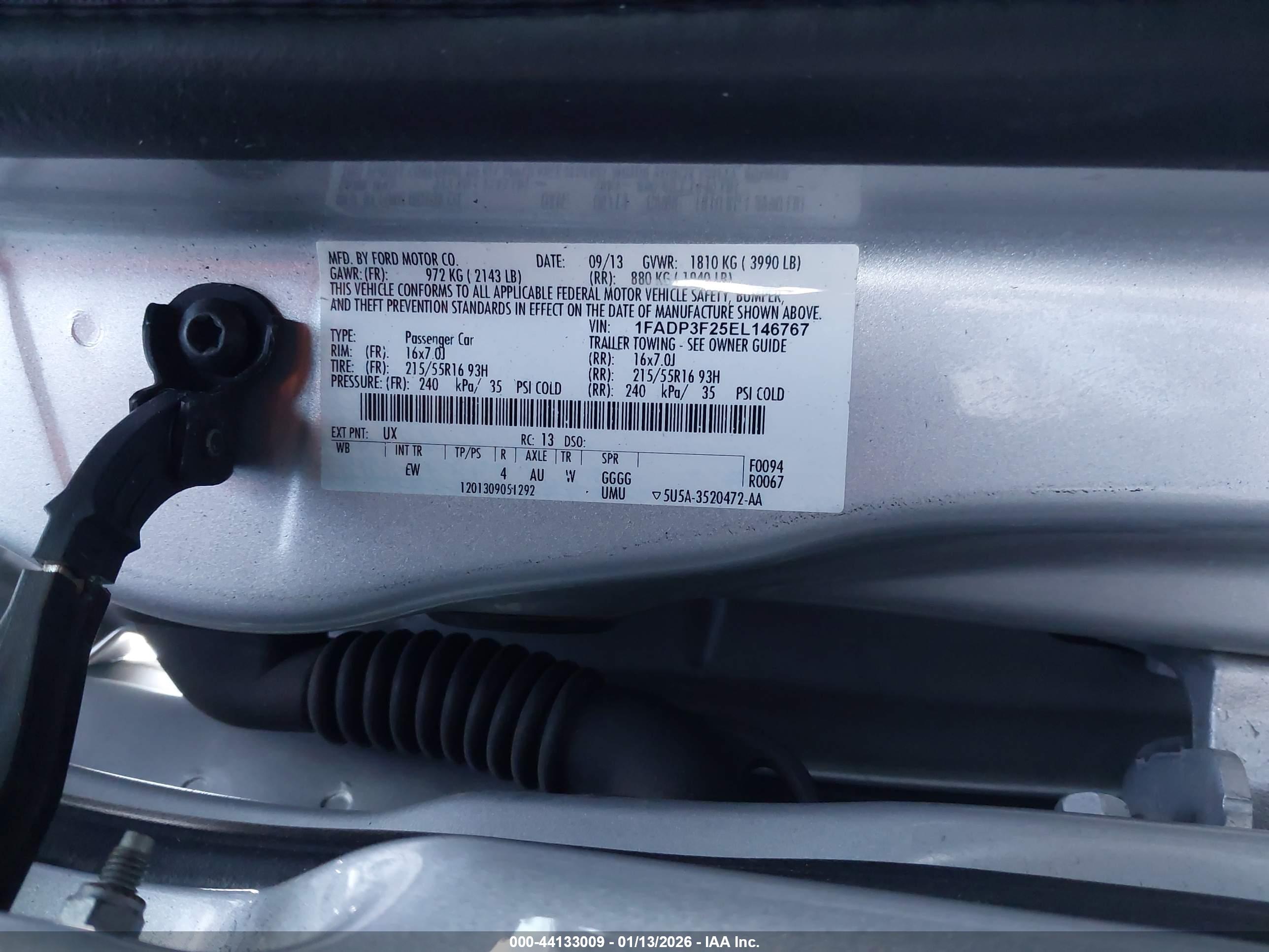 FORD FOCUS image 9