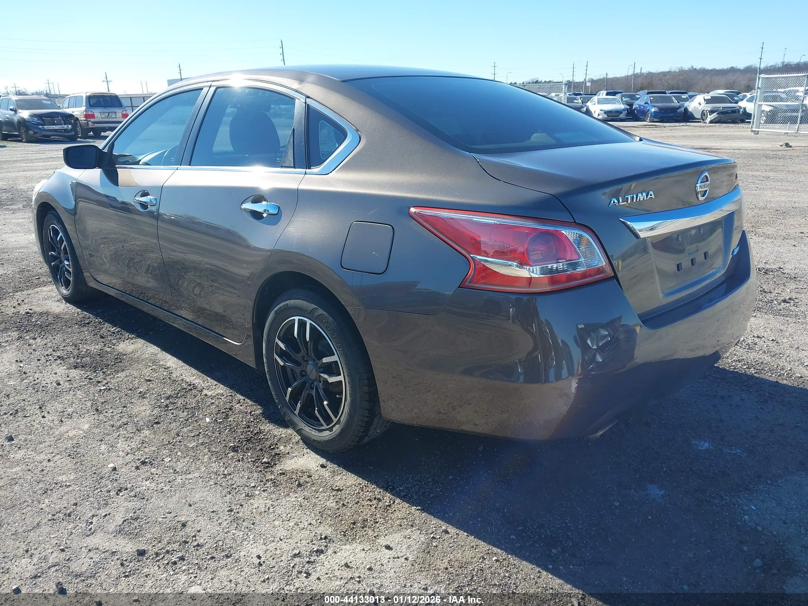 NISSAN ALTIMA image 3