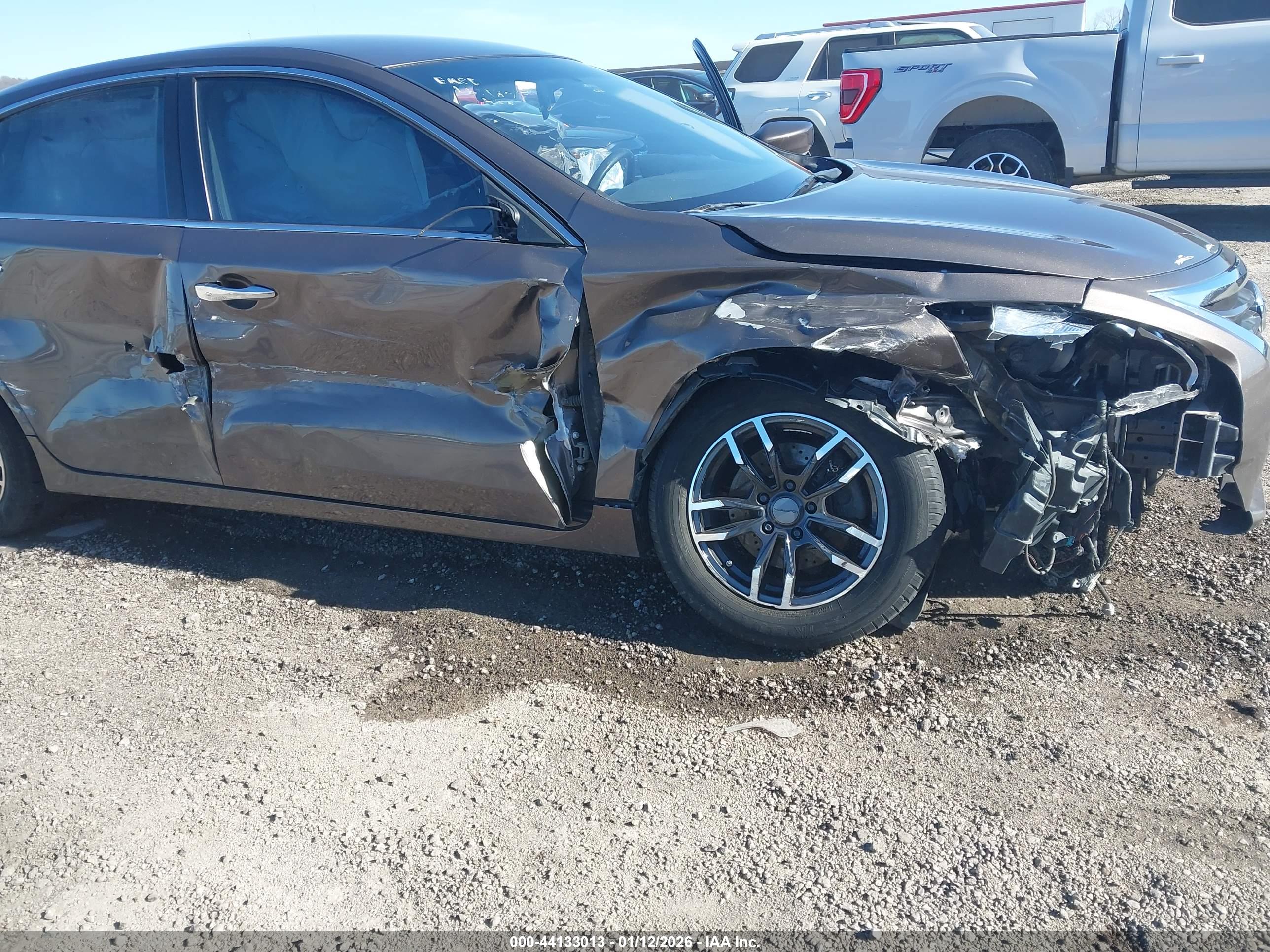 NISSAN ALTIMA image 6