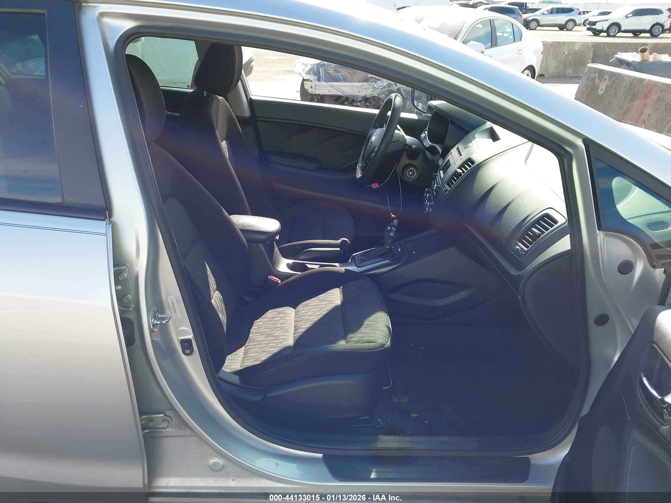 KIA FORTE image 5