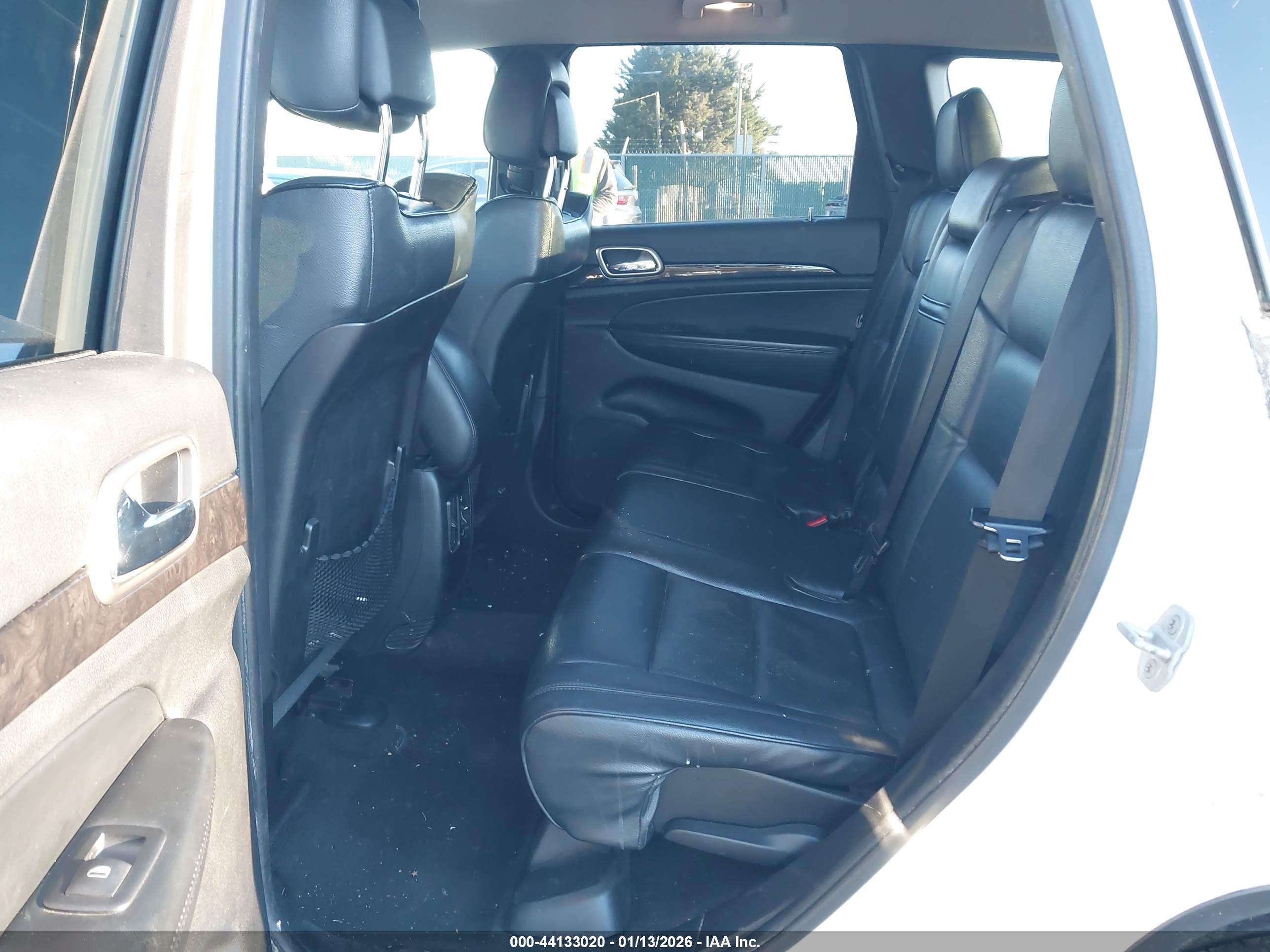 JEEP GRAND image 8