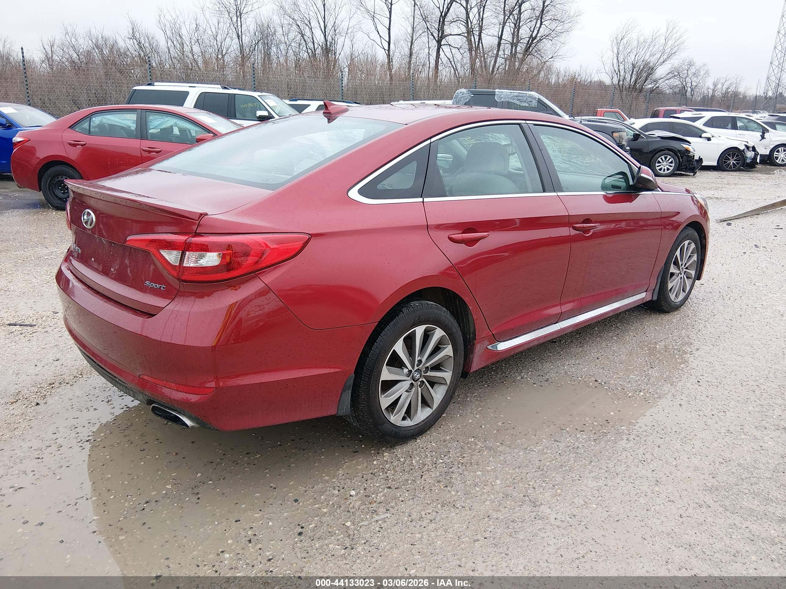 HYUNDAI SONATA image 4