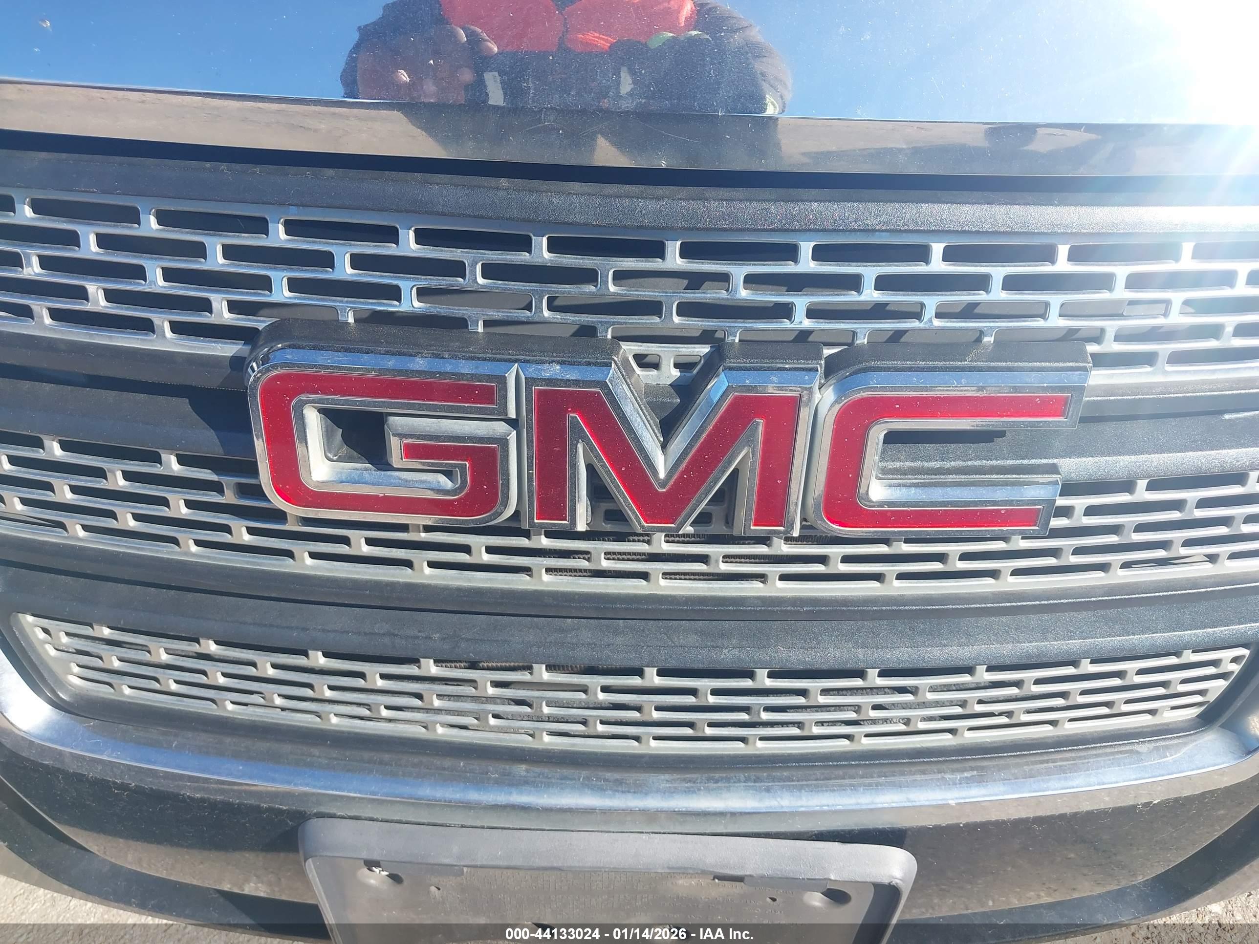 GMC TERRAIN image 6