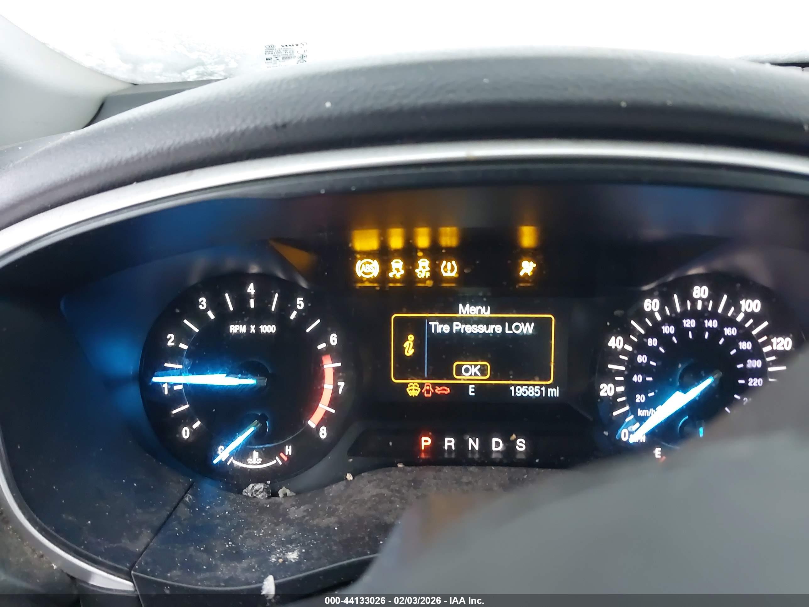 FORD FUSION image 7