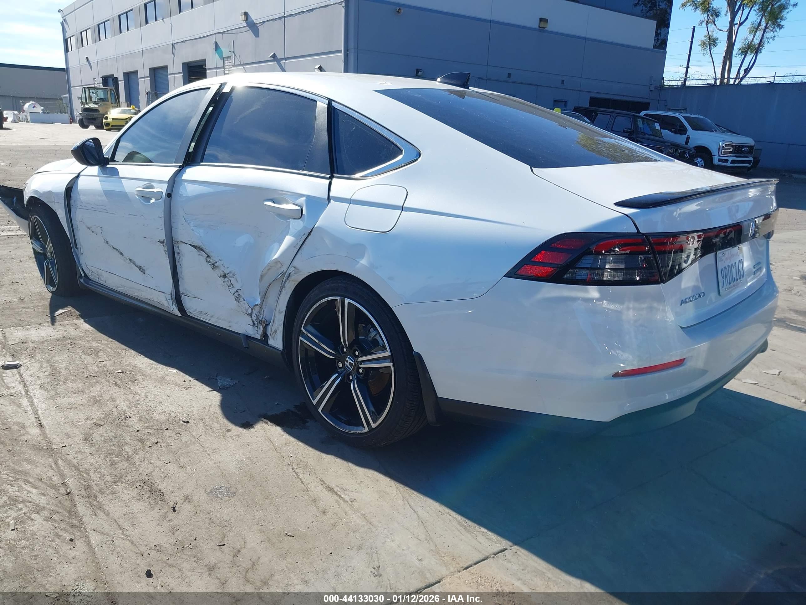 HONDA ACCORD image 3