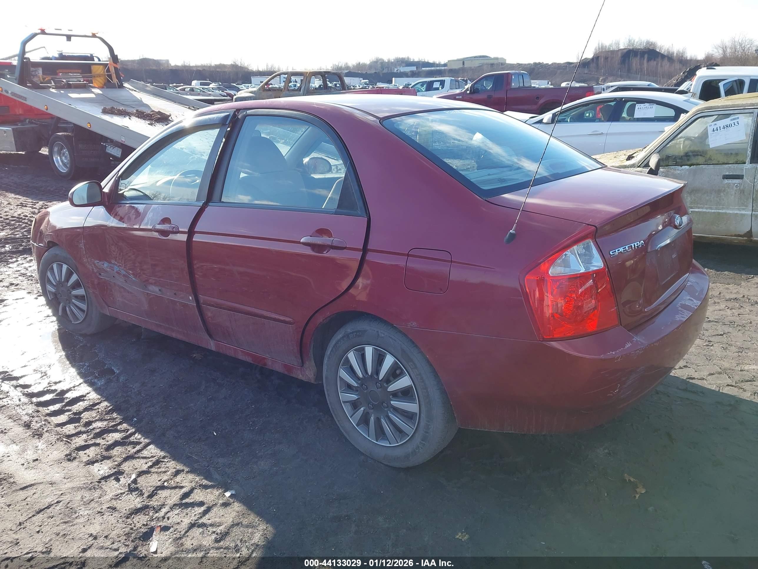 KIA SPECTRA image 3
