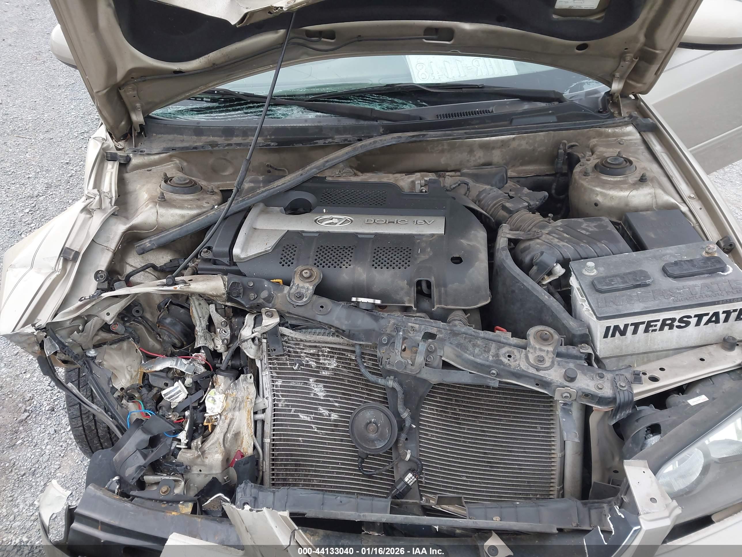 HYUNDAI ELANTRA image 10